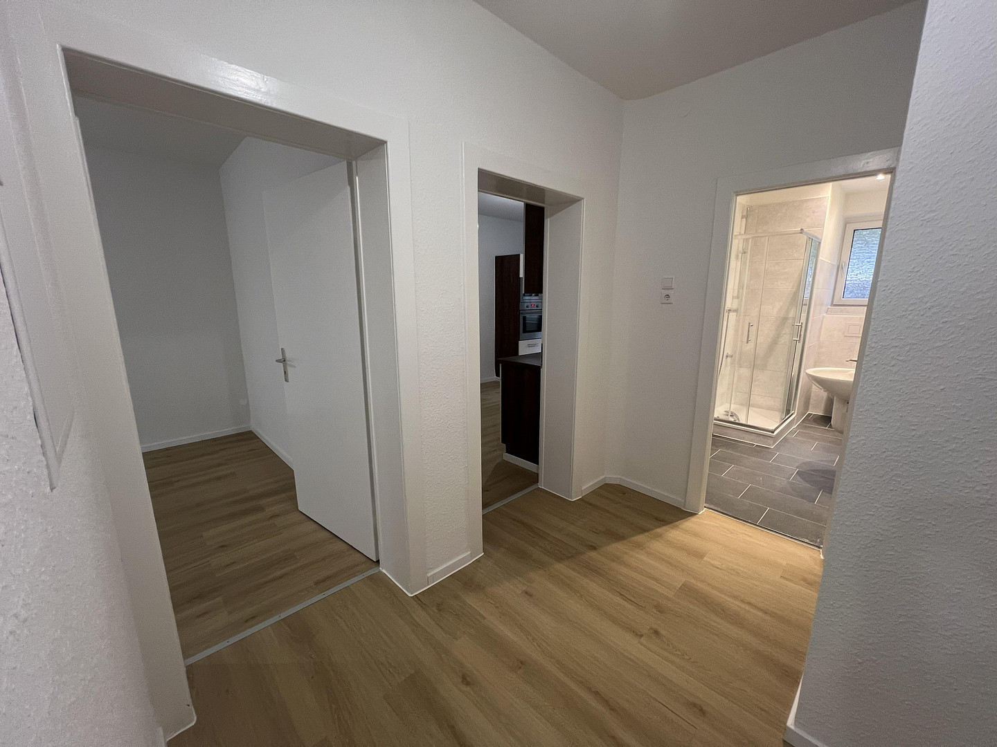 Renovierte 55 m² Erdgeschosswohnung mit Garten – Essen(Kupferdreh) – Vorschaubild 4