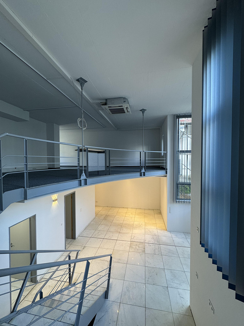 Atelier Wohnung / Gewerbe EG & 3 Wohnungen 2.OG nähe HBF mit Keller und TG STP – Münchener Straße 113, 85051 Ingolstadt – Vorschaubild 7