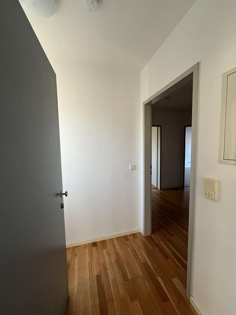 Atelier Wohnung / Gewerbe EG & 3 Wohnungen 2.OG nähe HBF mit Keller und TG STP – Münchener Straße 113, 85051 Ingolstadt – Vorschaubild 15