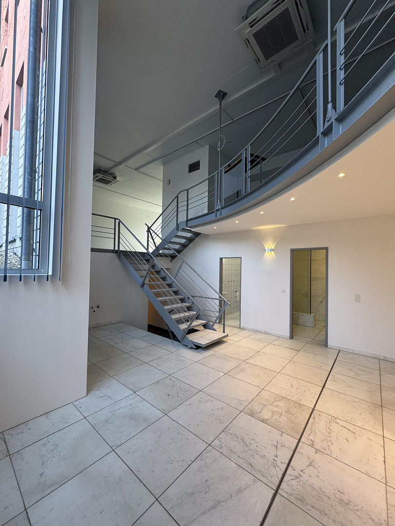 Atelier Wohnung / Gewerbe EG & 3 Wohnungen 2.OG nähe HBF mit Keller und TG STP – Münchener Straße 113, 85051 Ingolstadt – Vorschaubild 14