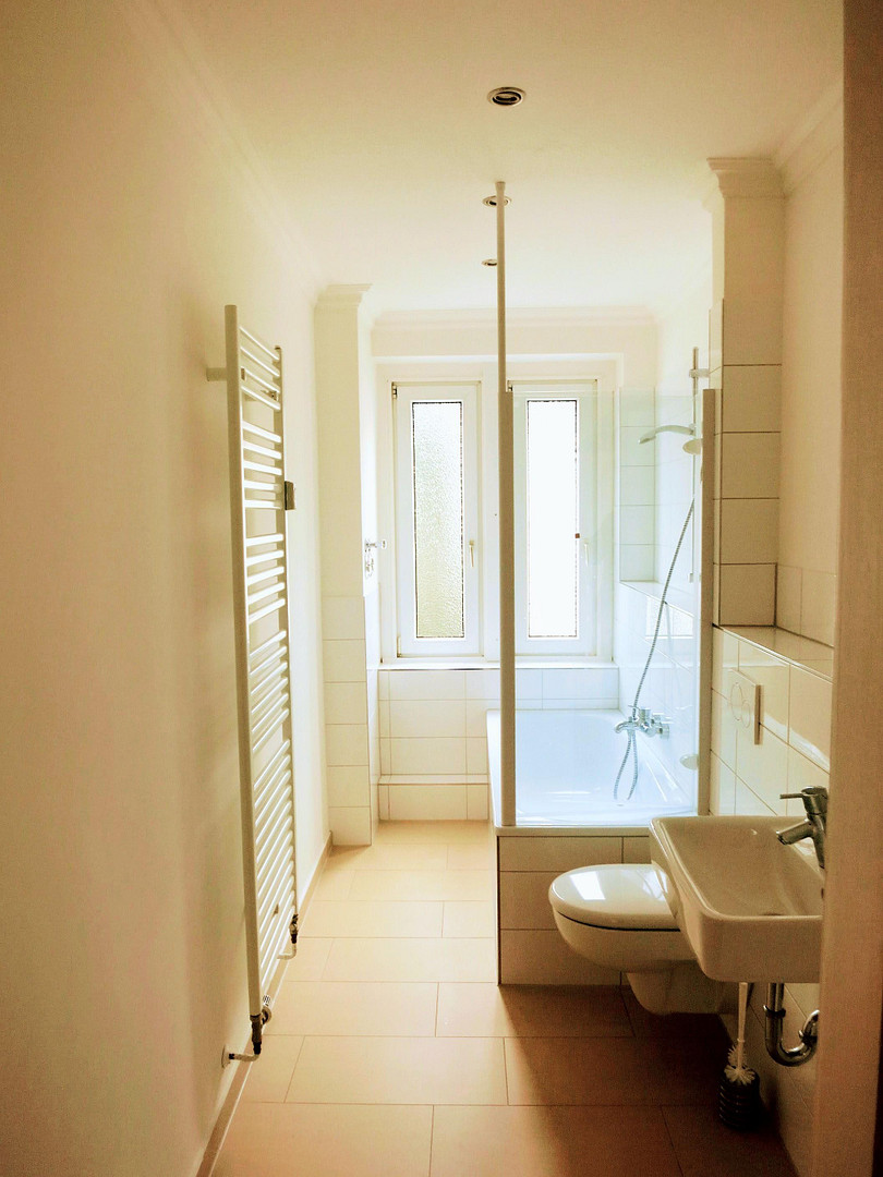 Lichtdurchflutete 2,5 Zimmer Wohnung courtagefrei in Winterhude – Lattenkamp 10, 22299 Hamburg(Winterhude) – Vorschaubild 4