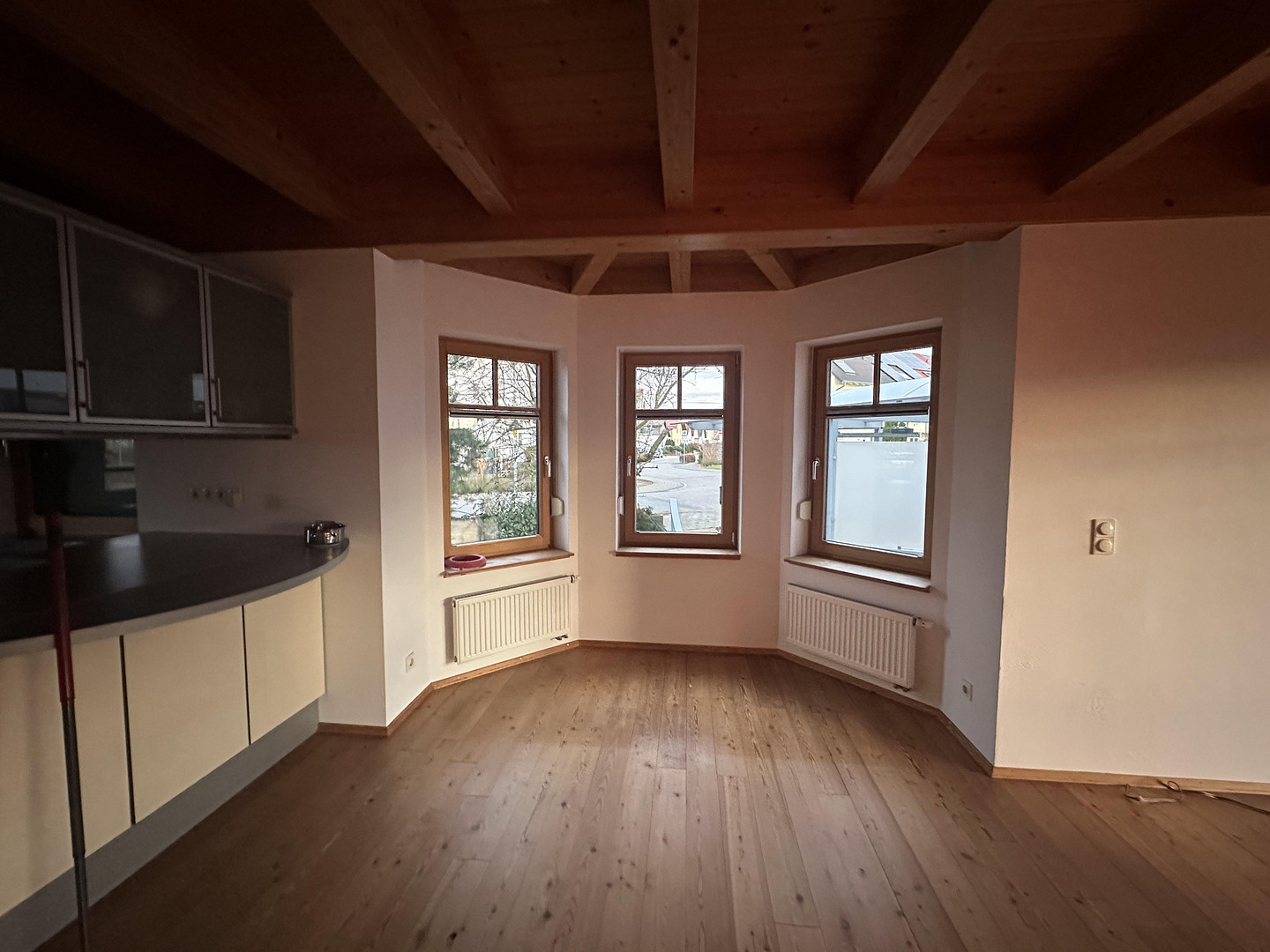 Großzügiges energieeffizientes Huxel-Holz-Einfamilienhaus mit Einliegerwohnung St. Leon, 10,5 Zimmer – St.Leon-Rot(Sankt Leon) – Vorschaubild 18