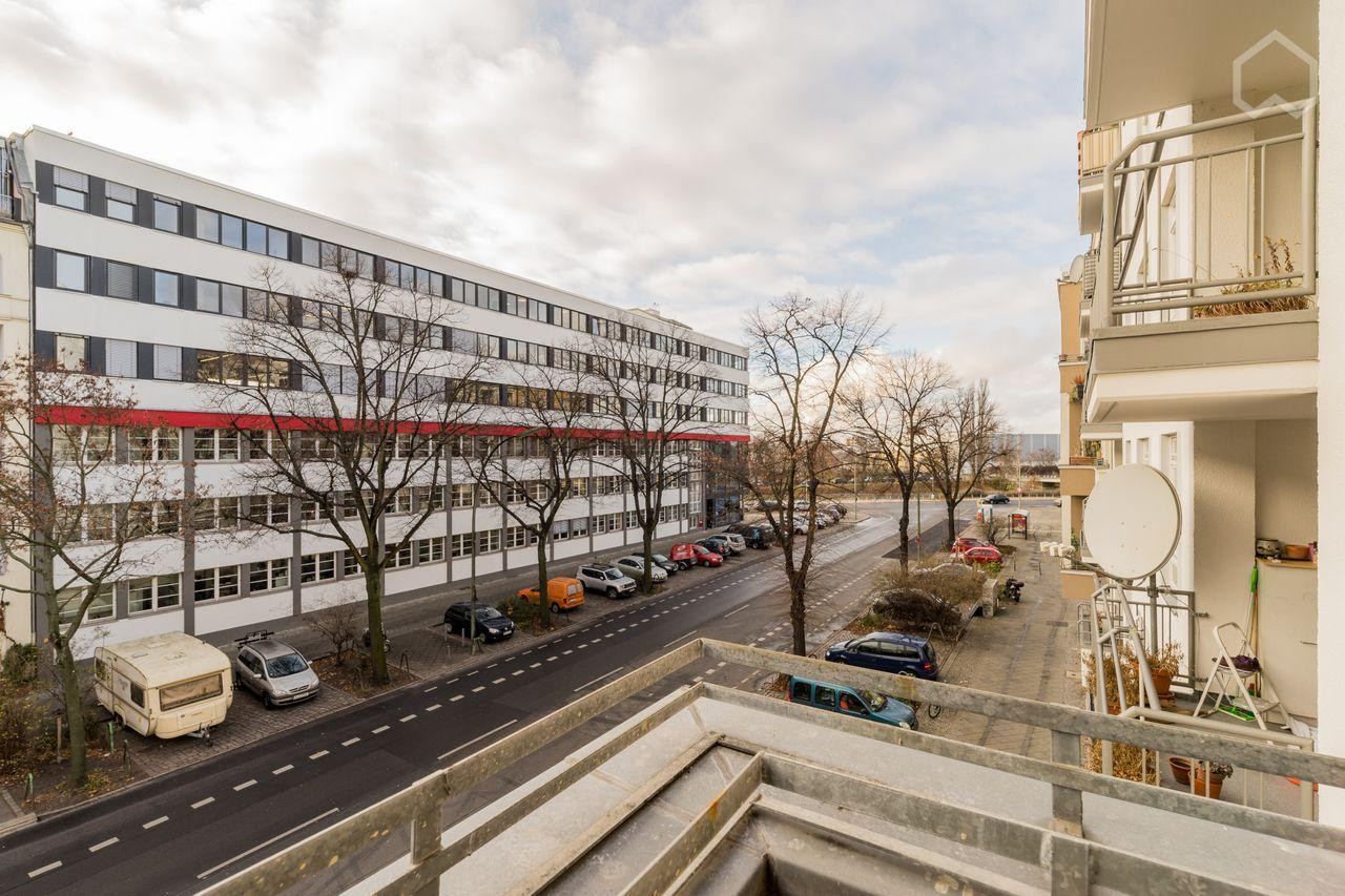 2 Zimmer Wohnung in gepflegter und ruhiger Lage in Moabit – Huttenstrasse 28, 10553 Berlin(Moabit) – Vorschaubild 2