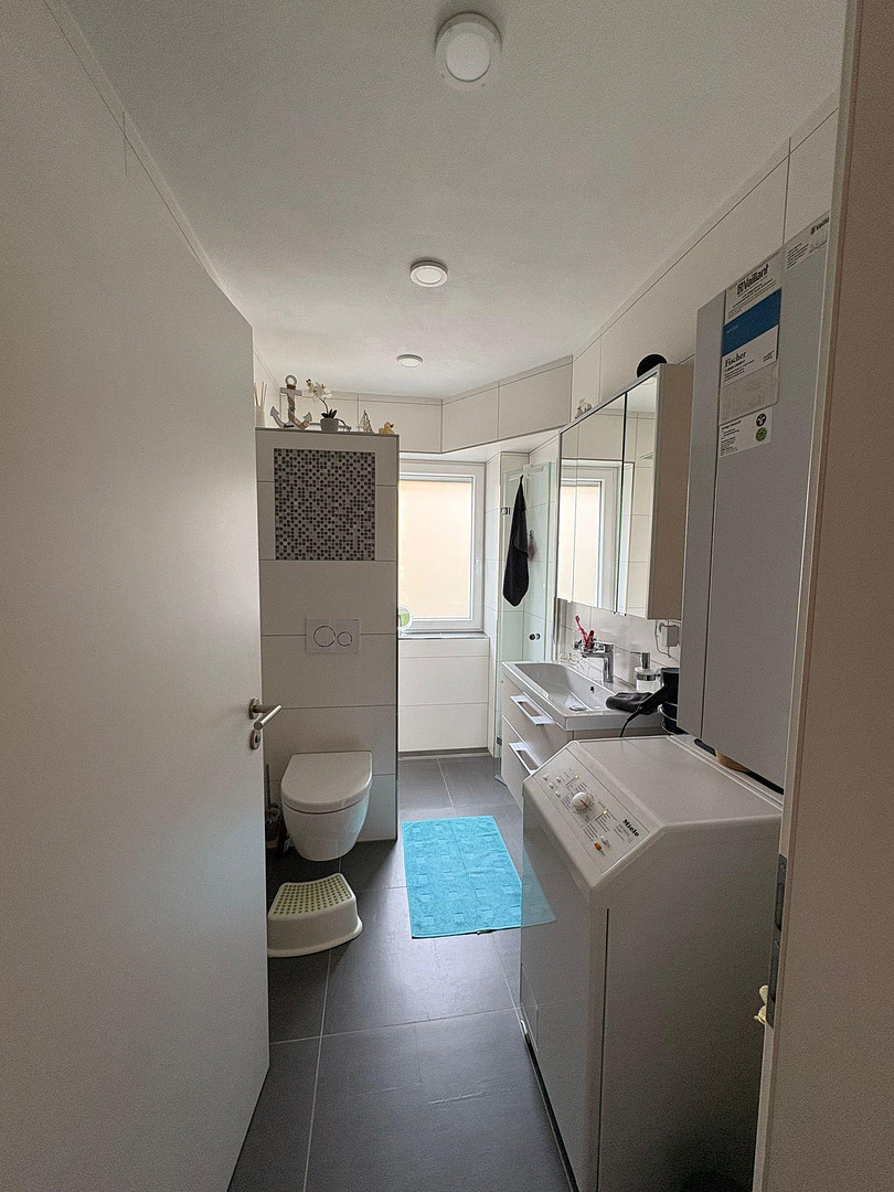stilvolle und topmoderne 3 Zimmer Erdgeschosswohnung in begehrter Lage – Breslauer Straße 16, 91522 Ansbach – Vorschaubild 2