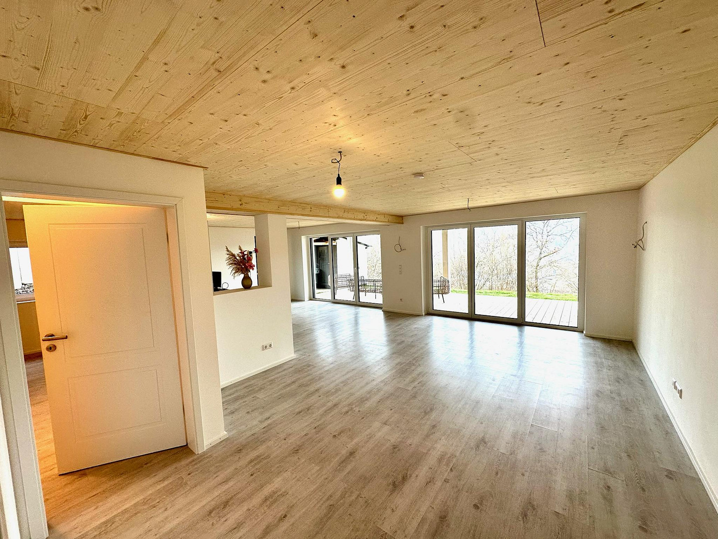 Provisionsfrei* | Modernes Einfamilienhaus mit Einliegerwohnung, Smart-Home, PV-Anlage – Behaghelweg 21, 79780 Stühlingen – Vorschaubild 15