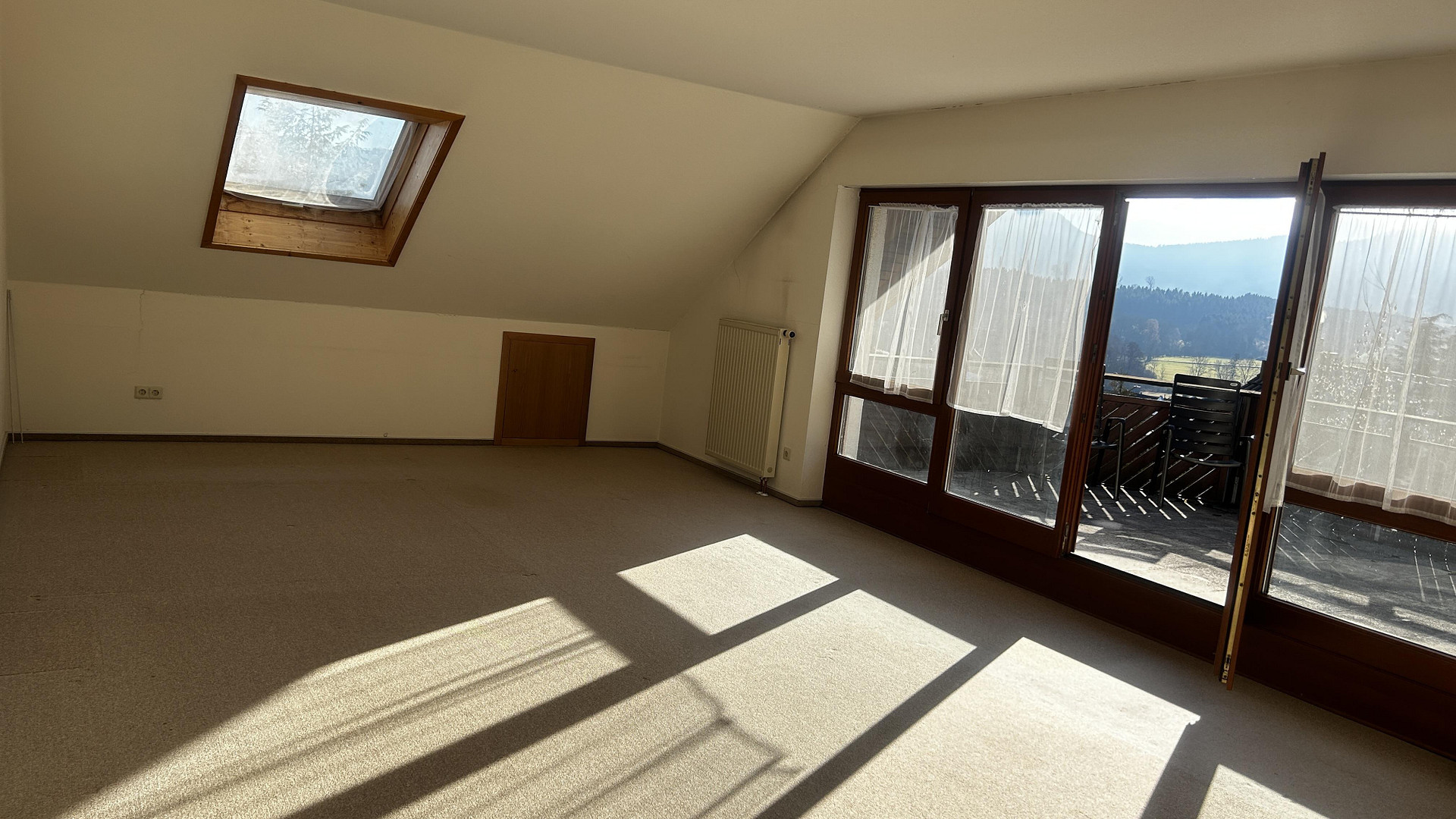 Haus mit viel Licht, Platz und Aussicht. Auch als Generationenhaus oder mit Praxis geeignet. – Endingen, 72336 Balingen-Endingen – Vorschaubild 7