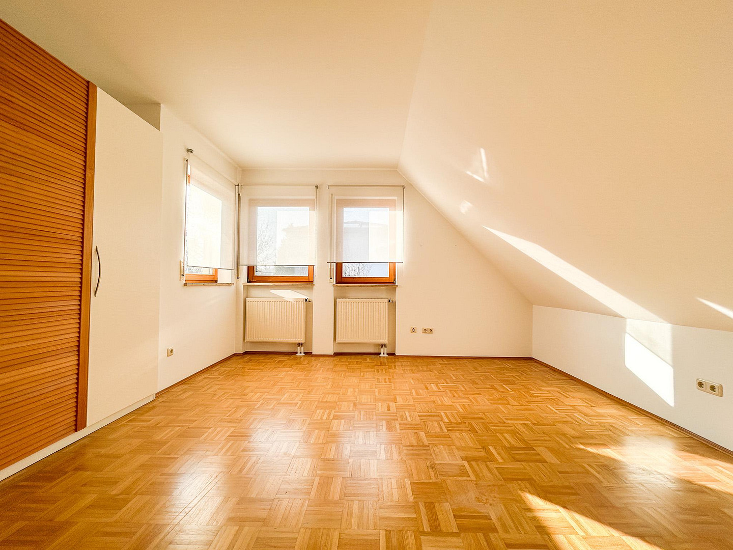 Attraktives Wohnen in Fürth-Vach: Gepflegtes Einfamilienhaus mit separater Einliegerwohnung – Fürth(Vach) – Vorschaubild 11