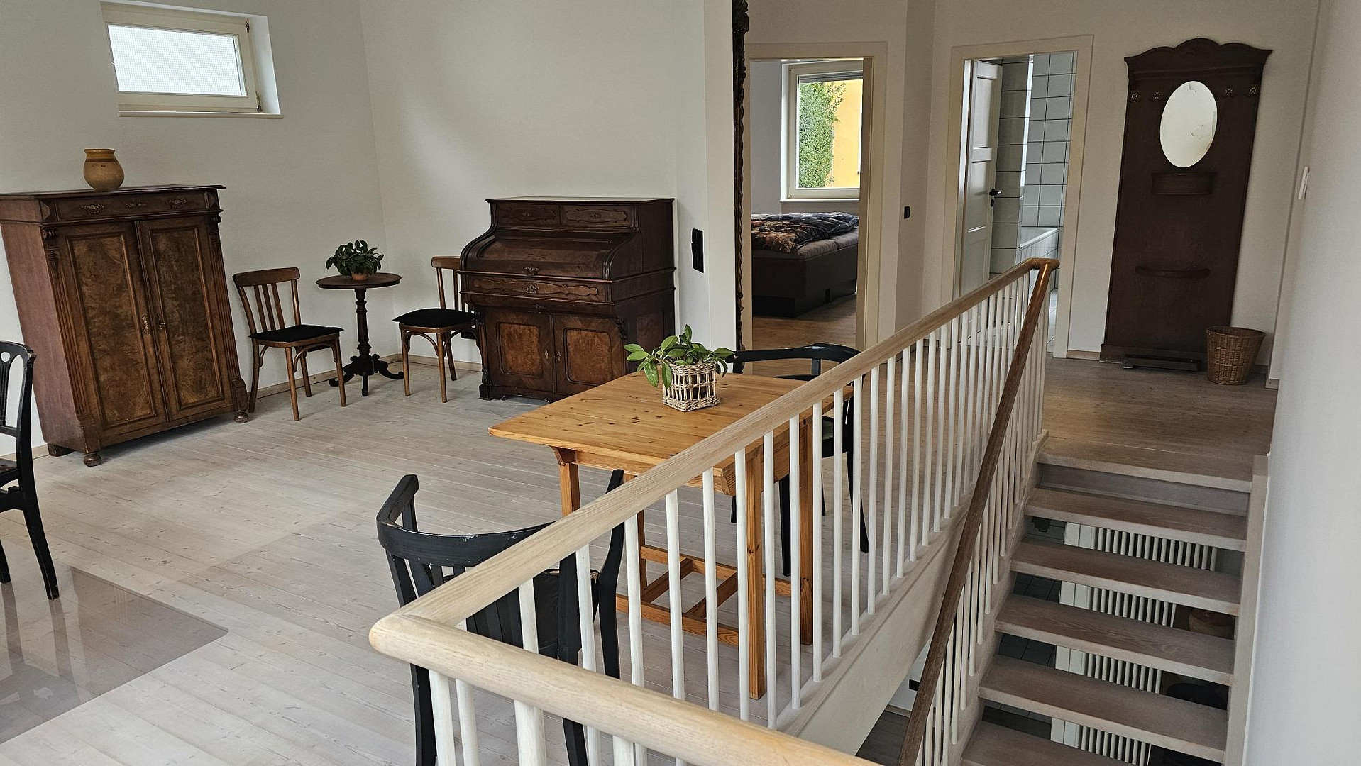 Exklusiv: Stilvolle möblierte 3 Zimmer Maisonette-Wohnung mit Terrasse, Garten und Carport, Koblenz – Mendelssohnstr. 102, 56076 Koblenz – Vorschaubild 14