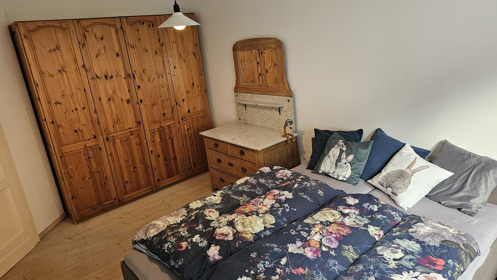 Exklusiv: Stilvolle möblierte 3 Zimmer Maisonette-Wohnung mit Terrasse, Garten und Carport, Koblenz – Mendelssohnstr. 102, 56076 Koblenz – Vorschaubild 10
