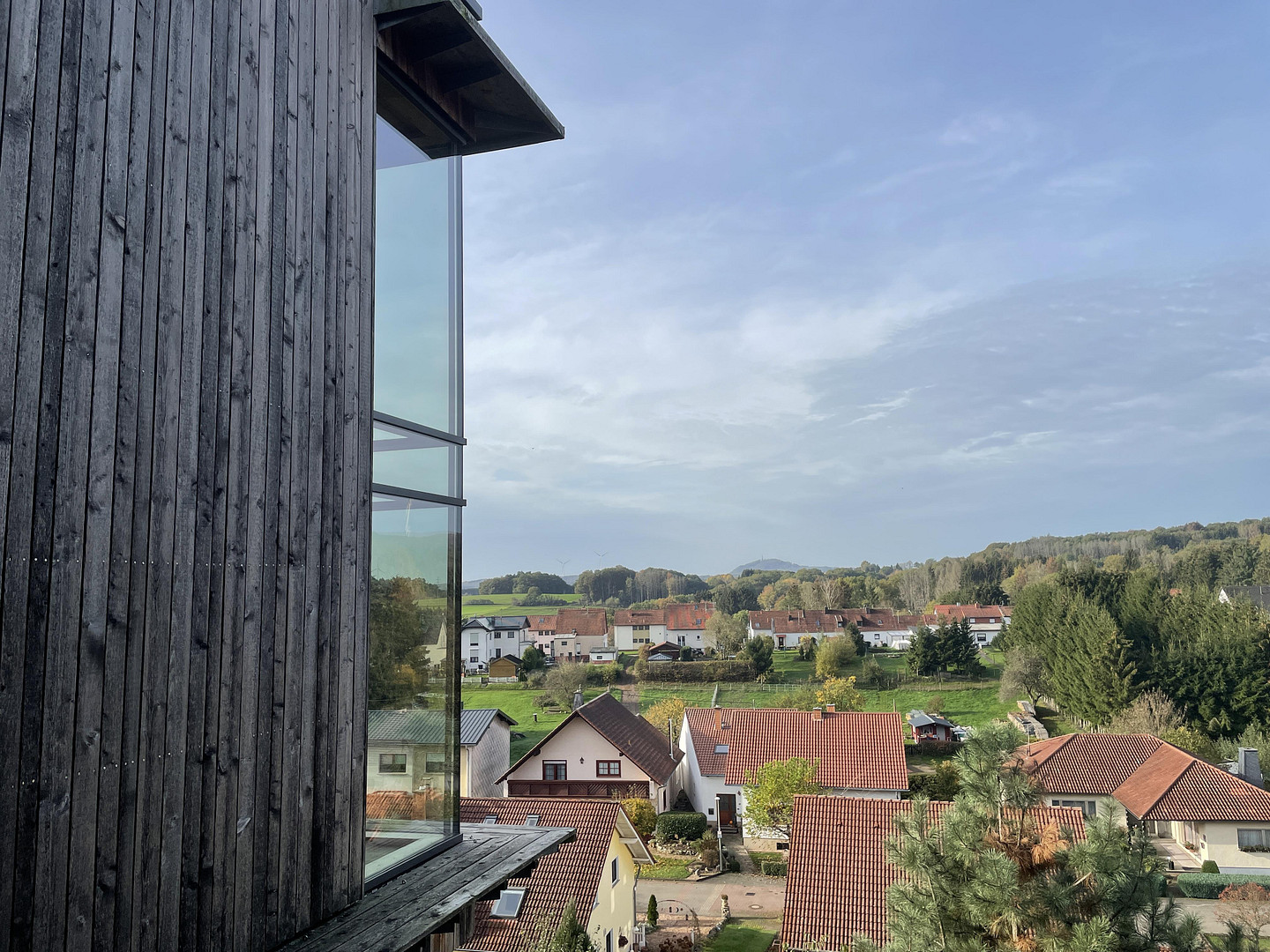 Architektur, Technik und Natur in perfektem Einklang – Wohnen auf höchstem Niveau in Namborn – Zum Steinbruch 13, 66640 Namborn – Vorschaubild 2