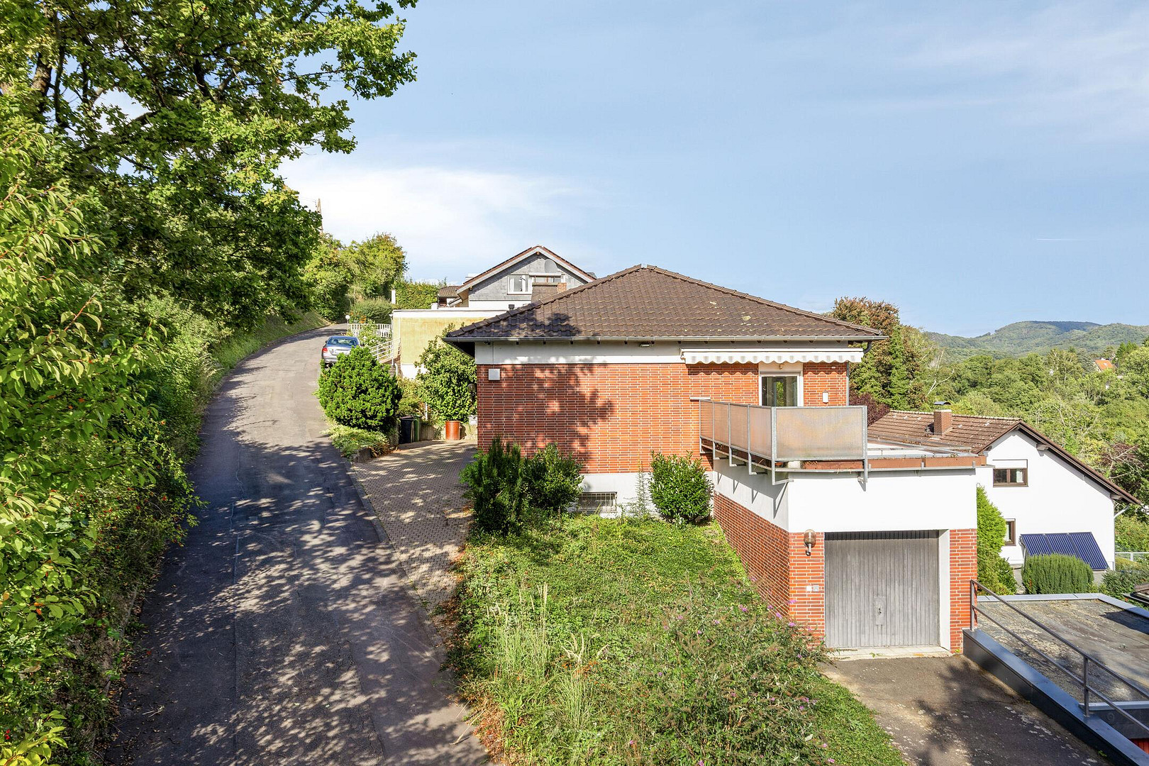 Haus in Höhenlage mit Baugrundstück & Ausbaupotenzial -Wachtberg-Niederbachem – Wachtberg Niederbachem(Niederbachem) – Vorschaubild 3