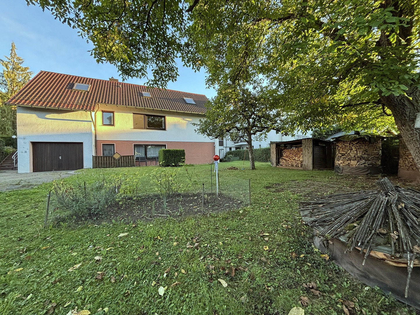 Familienfreundlich großzügig wohnen in begehrter Ortsrandlage mit viel Potential und Charme – Böblingen – Vorschaubild 4