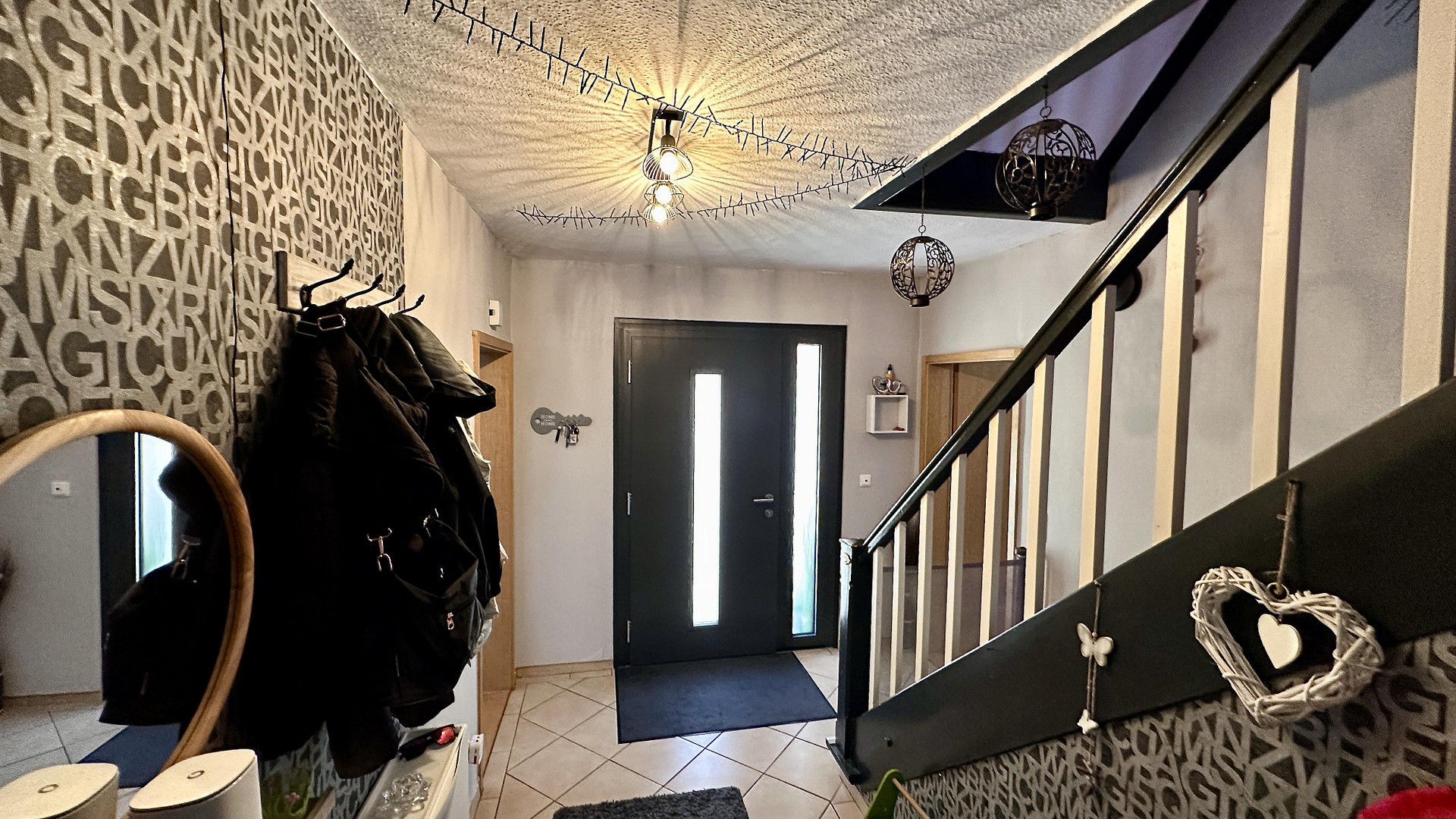 200 m² EFH in Wolfhagen-Istha, 7 Zimmer, Garten, ideal für Familien – Hagenstraße 13, 34466 Wolfhagen(Istha) – Vorschaubild 8