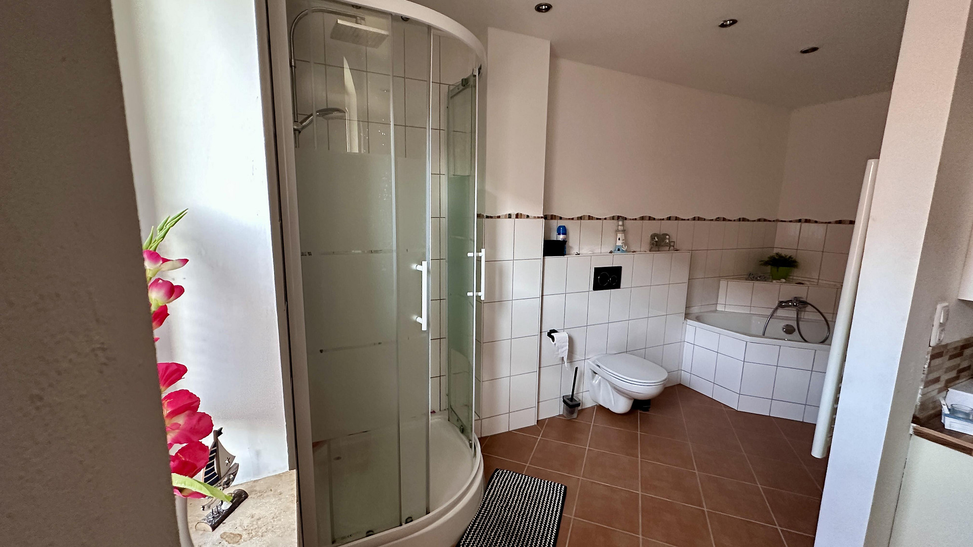 200 m² EFH in Wolfhagen-Istha, 7 Zimmer, Garten, ideal für Familien – Hagenstraße 13, 34466 Wolfhagen(Istha) – Vorschaubild 2