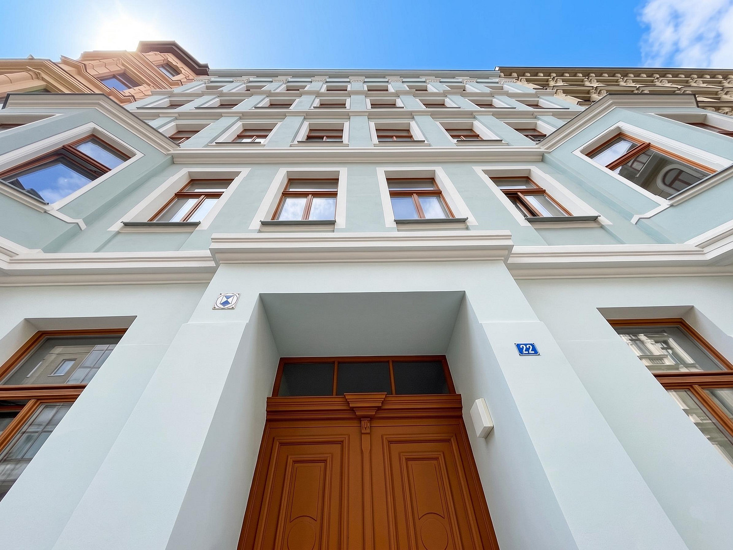 Provisionsfreie zentrale 4,5-Zi-Wohnung mit Balkon inmitten der Altstadt – Leibnizstraße 22, 39104 Magdeburg(Altstadt) – Vorschaubild 2