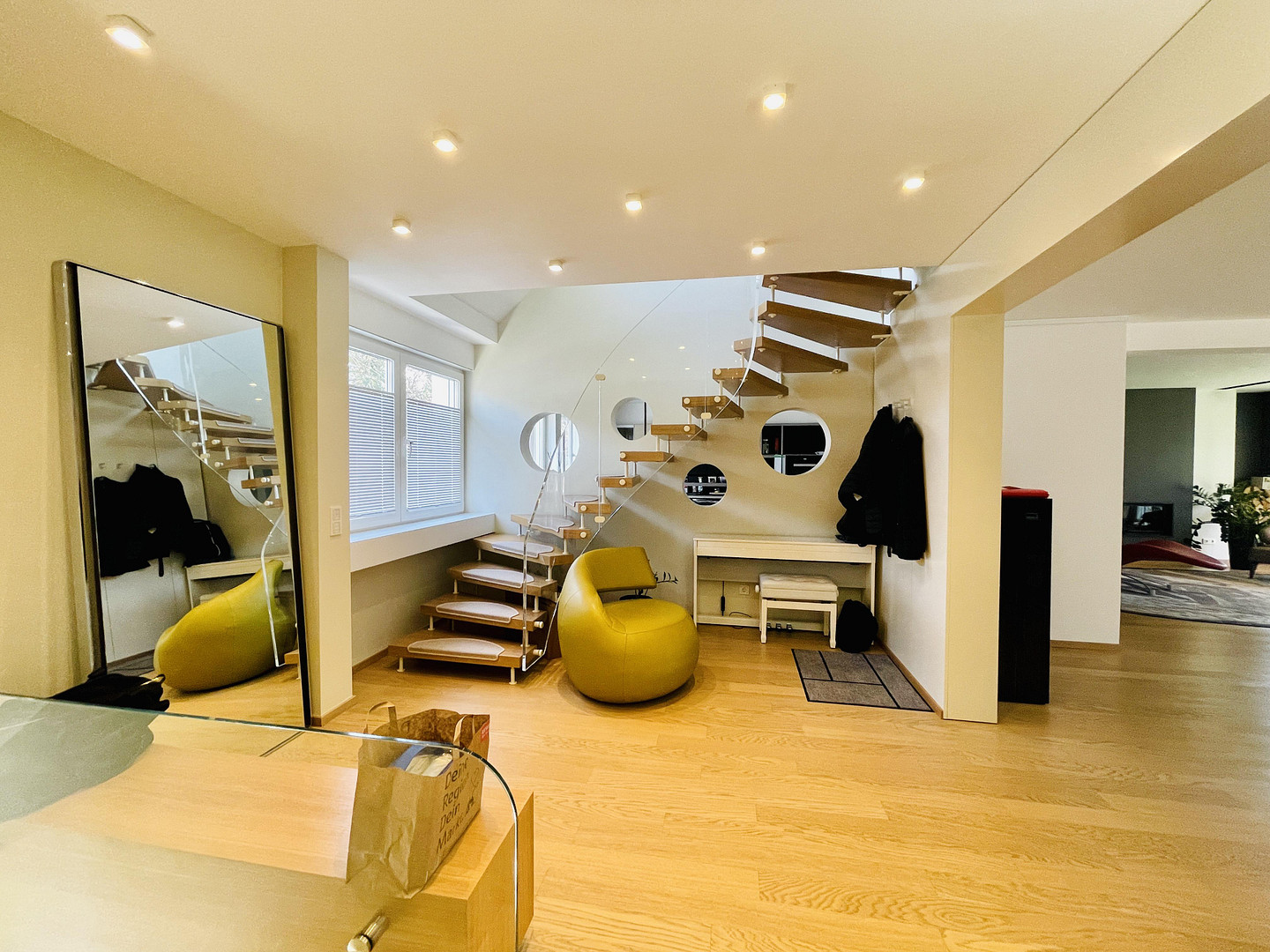 Designer Maisonette-Wohnung nähe Zoopark mit Blick ins Grüne, Fussbodenheizung, Kamin, Terrasse – Düsseldorf(Düsseltal) – Vorschaubild 13