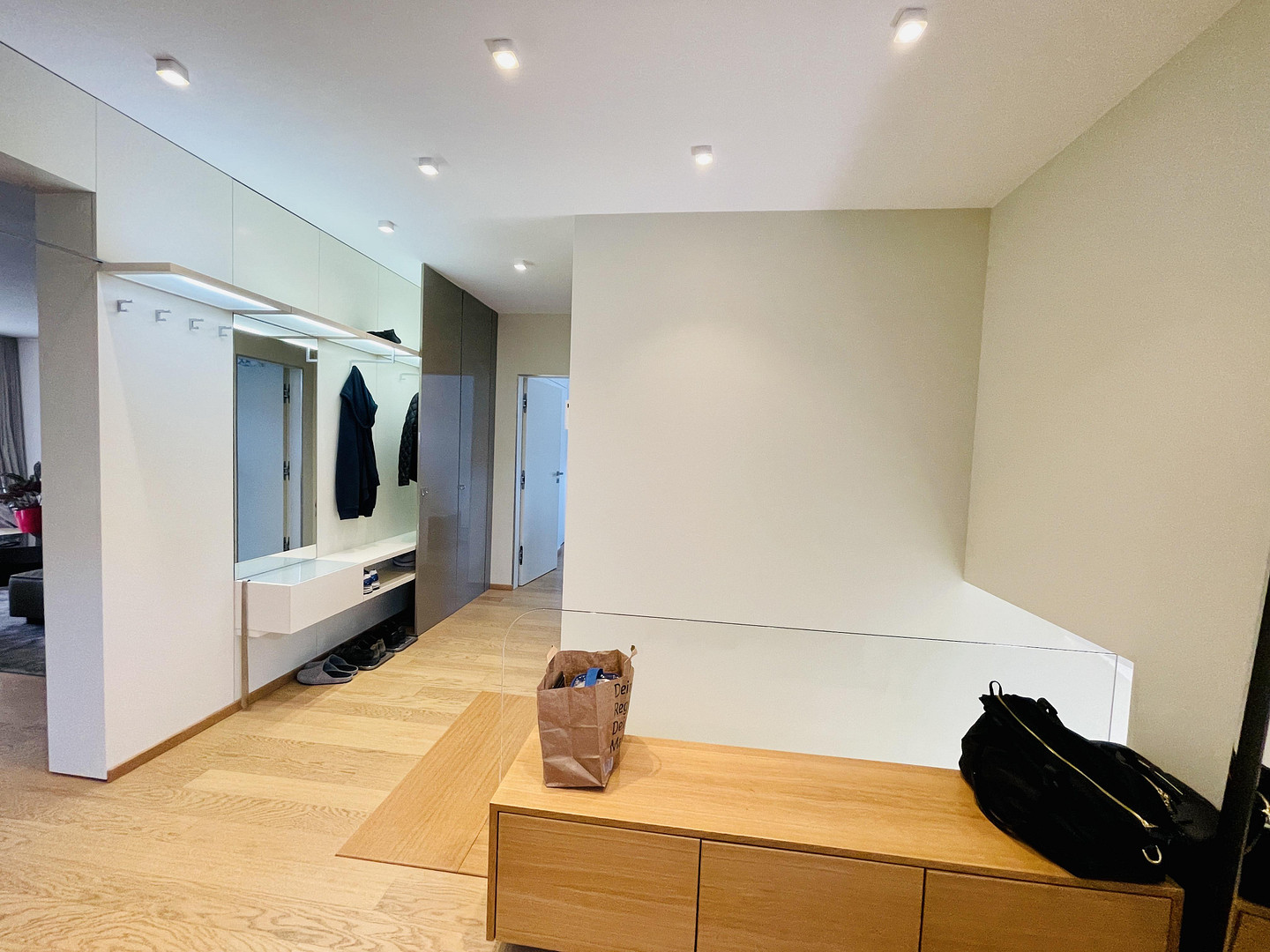 Designer Maisonette-Wohnung nähe Zoopark mit Blick ins Grüne, Fussbodenheizung, Kamin, Terrasse – Düsseldorf(Düsseltal) – Vorschaubild 9