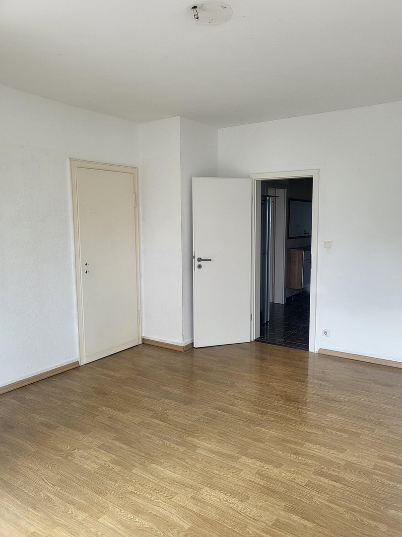 Großzügige 4,5 Zimmer Oase in Heilbronn Ost mit traumhafter, großer Terrasse und 2 Balkonen – 74076 Heilbronn – Vorschaubild 23
