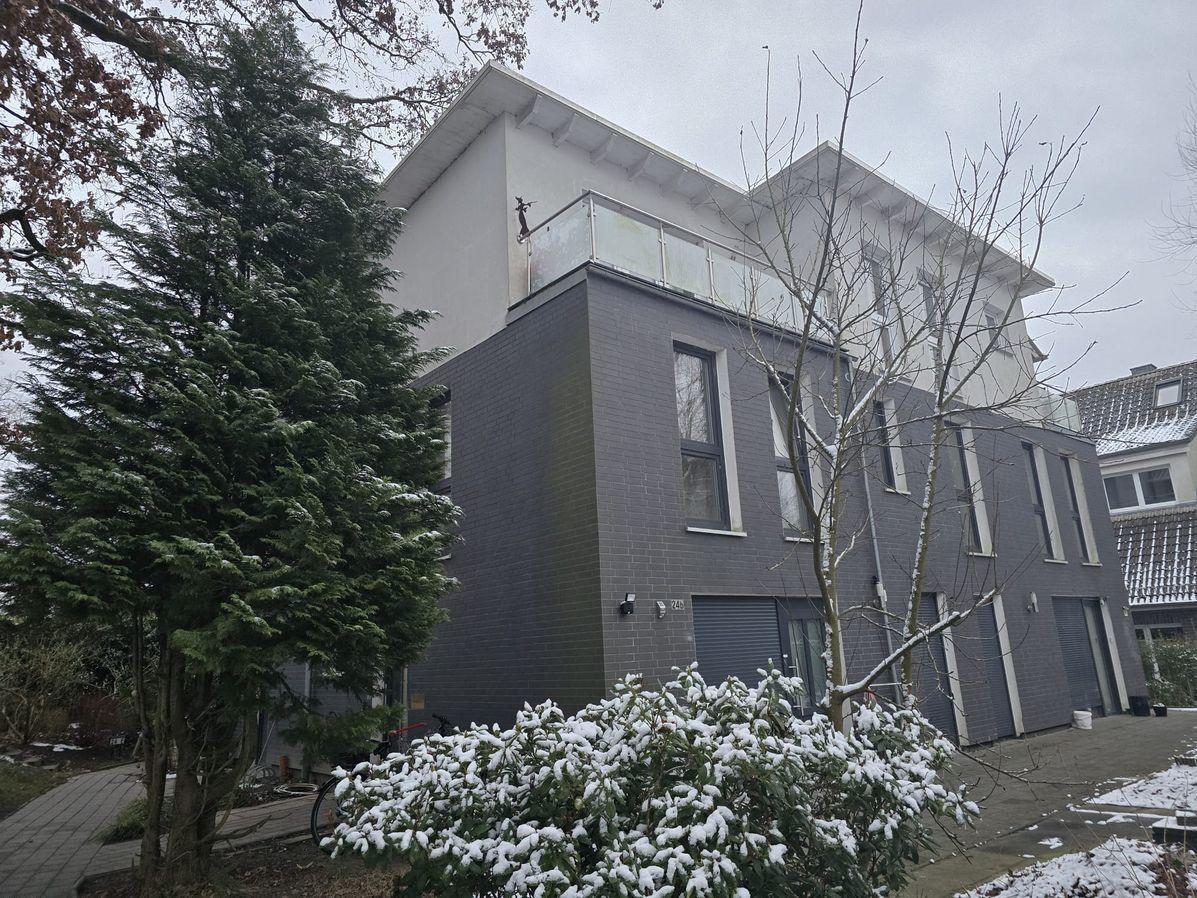 Luxus-Maisonette-Wohntraum in Hamburg. Kapitalanlage oder Selbstnutzung. Erstbezug nach Sanierung – Waldweg, 22393 Hamburg(Sasel) – Vorschaubild 3