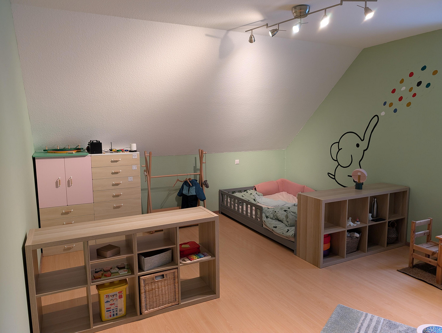 Viel Platz für die Familie: Große Maisonette mit neuer Heizung & E-Ladesäule – Enkenbach-Alsenborn – Vorschaubild 5