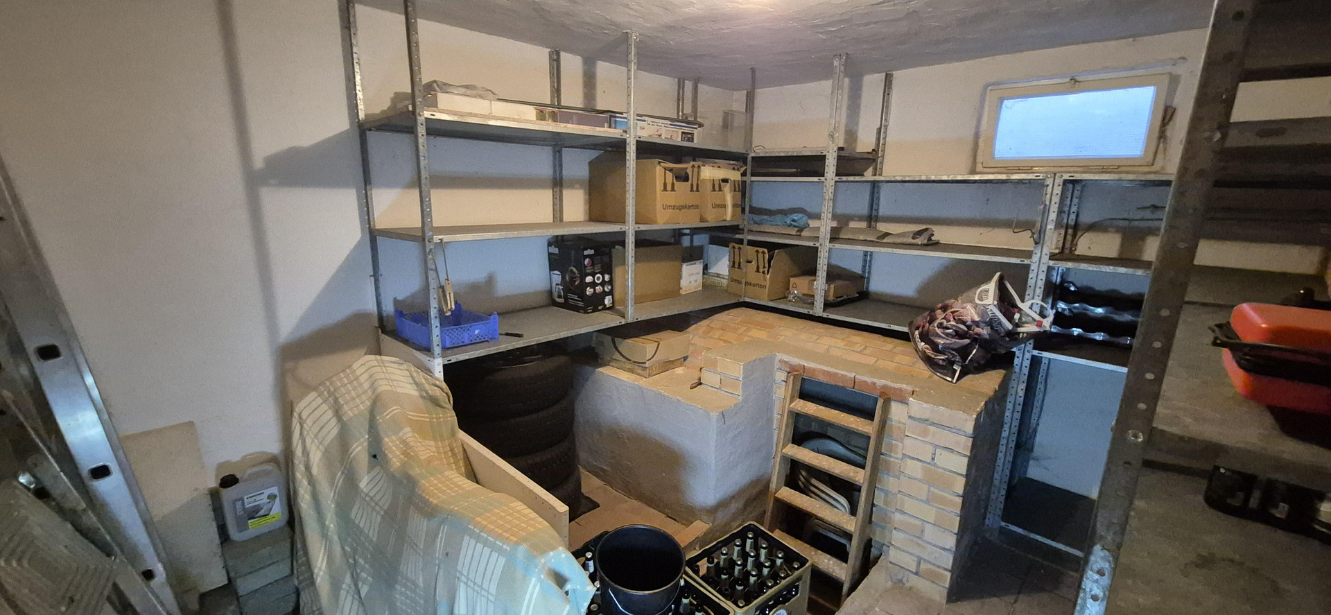 Sehr gepflegtes Ein-/ Zweifamilienhaus in Lomersheim, Garten, Balkon, Garage, – Lomersheim – Vorschaubild 31