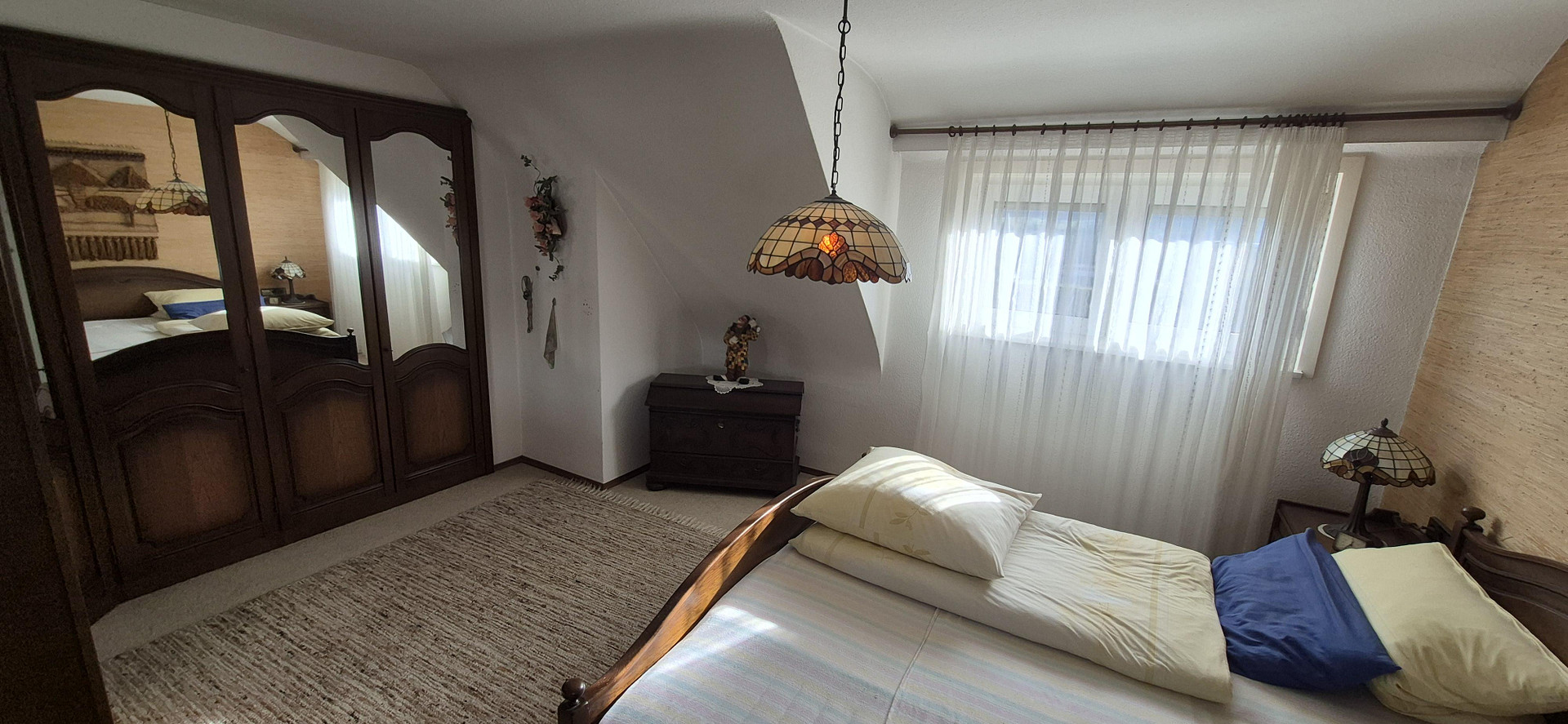 Sehr gepflegtes Ein-/ Zweifamilienhaus in Lomersheim, Garten, Balkon, Garage, – Lomersheim – Vorschaubild 25