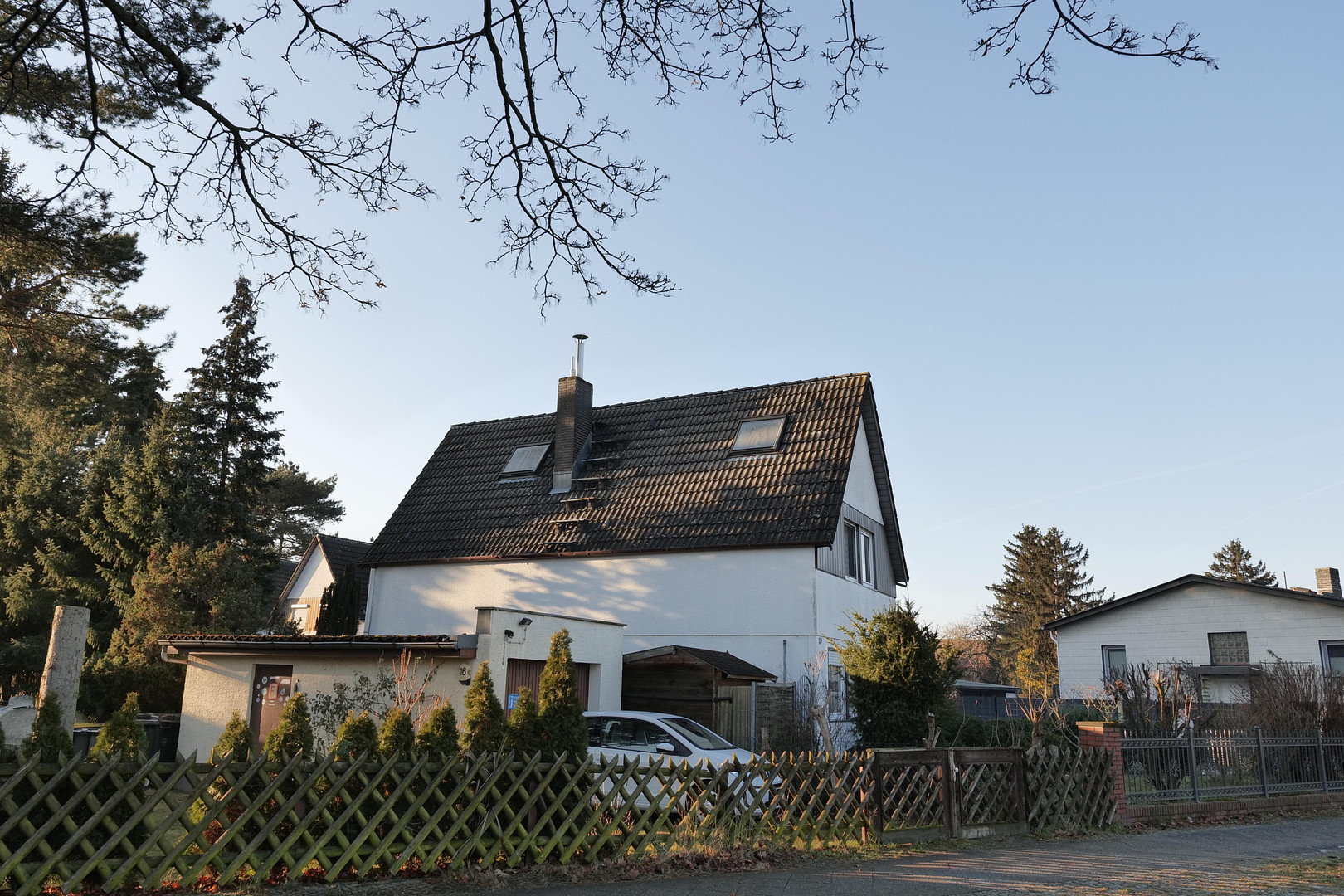 Einfamilienhaus mit Garten und Garage in Rudow, freiwerdend – Krokusstraße 14, 12357 Berlin-Rudow(Rudow) – Vorschaubild 2