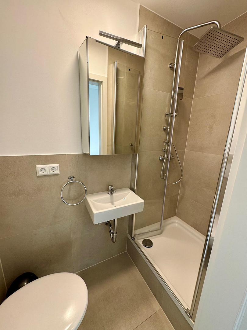 Möbliertes Mini Apartment mit Einbauküche + Bad – Badener Str. 34, 76227 Karlsruhe(Durlach) – Vorschaubild 4
