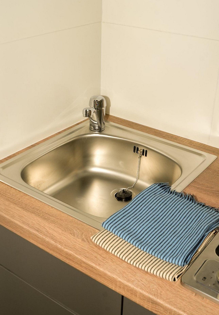 Möbliertes Mini Apartment mit Einbauküche + Bad – Badener Str. 34, 76227 Karlsruhe(Durlach) – Vorschaubild 5