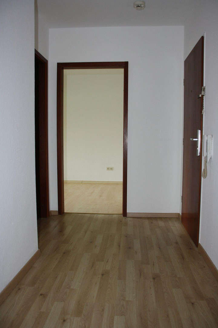 Idyllisches Wohnen mit Pool, Sauna und großer Parkanlage – Hannover(Bothfeld) – Vorschaubild 2