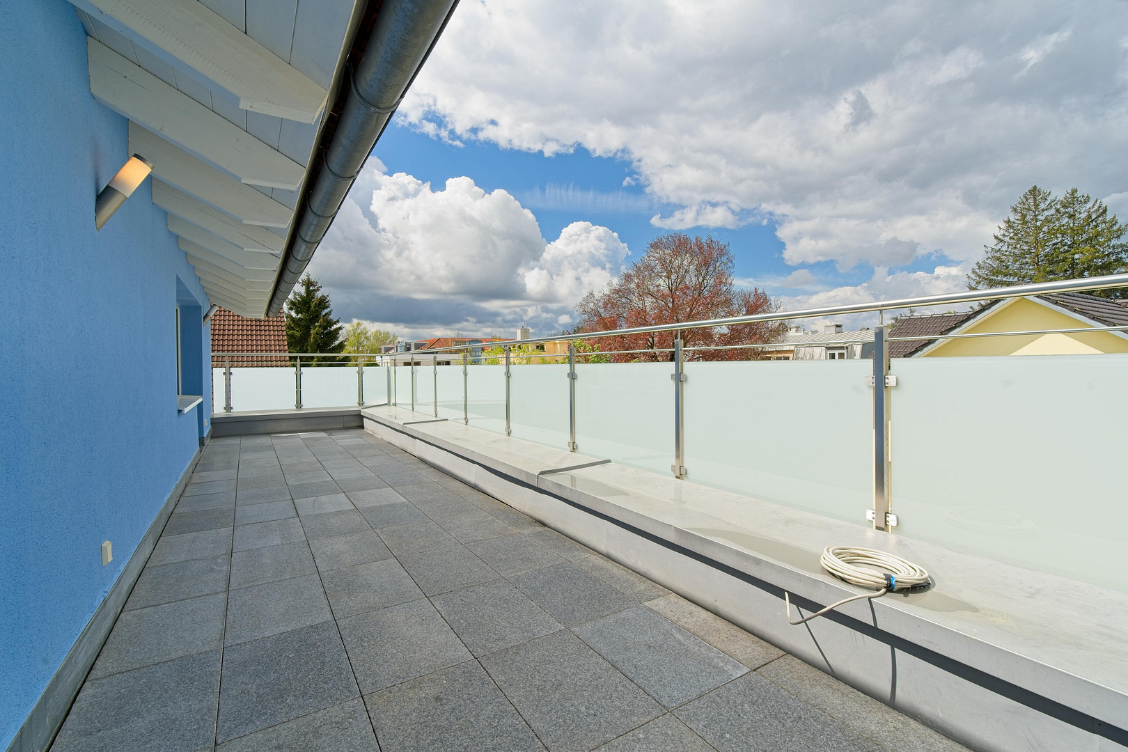 Energiestandard A+: ruhige 4 Zi. Maisonettewhg, gr S/W Dachterrasse Alleinlage, EBK, Nähe Ostbahnhof – 81673 München(Berg am Laim) – Vorschaubild 7