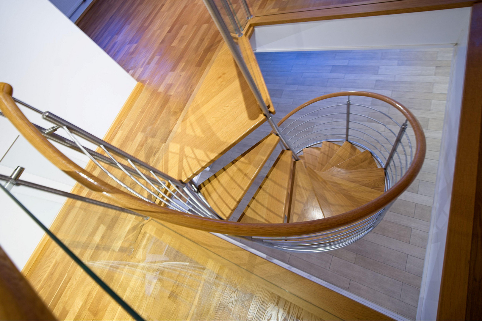 Energiestandard A+: ruhige 4 Zi. Maisonettewhg, gr S/W Dachterrasse Alleinlage, EBK, Nähe Ostbahnhof – 81673 München(Berg am Laim) – Vorschaubild 6
