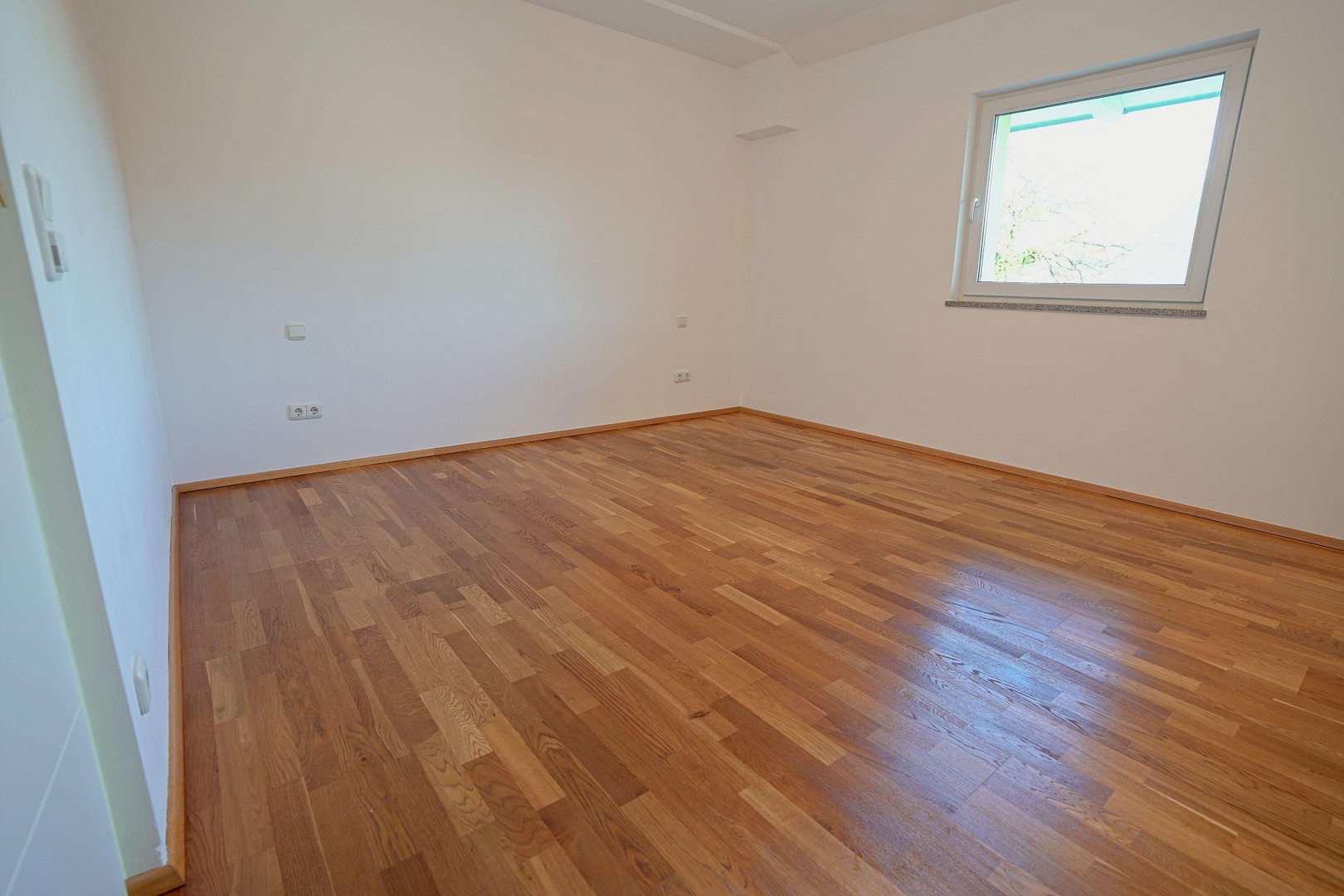 Energiestandard A+: ruhige 4 Zi. Maisonettewhg, gr S/W Dachterrasse Alleinlage, EBK, Nähe Ostbahnhof – 81673 München(Berg am Laim) – Vorschaubild 12