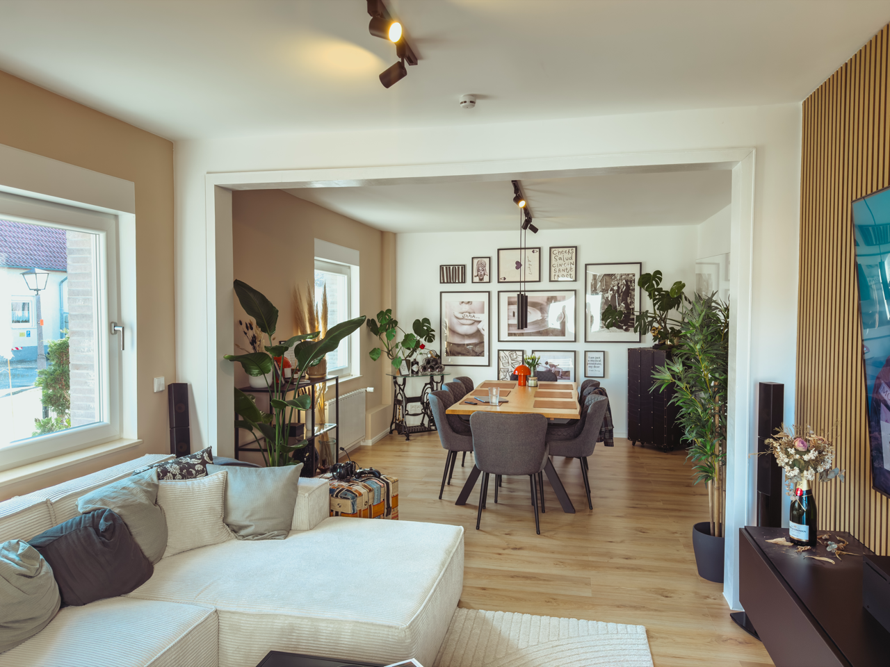 Exklusives Smart‑Energy‑Familienhaus mit 25 kW PV‑Anlage, Wallbox und großem Garten – Wolfsburg – Vorschaubild 17