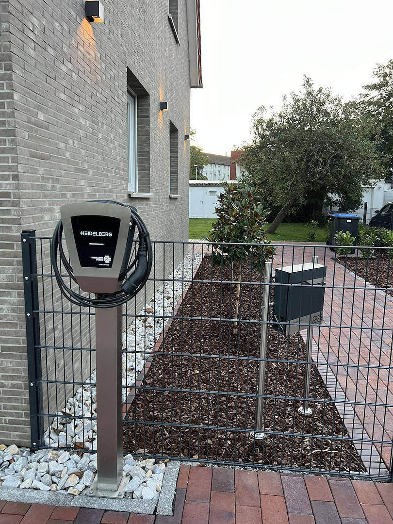Exklusives Smart‑Energy‑Familienhaus mit 25 kW PV‑Anlage, Wallbox und großem Garten – Wolfsburg – Vorschaubild 10