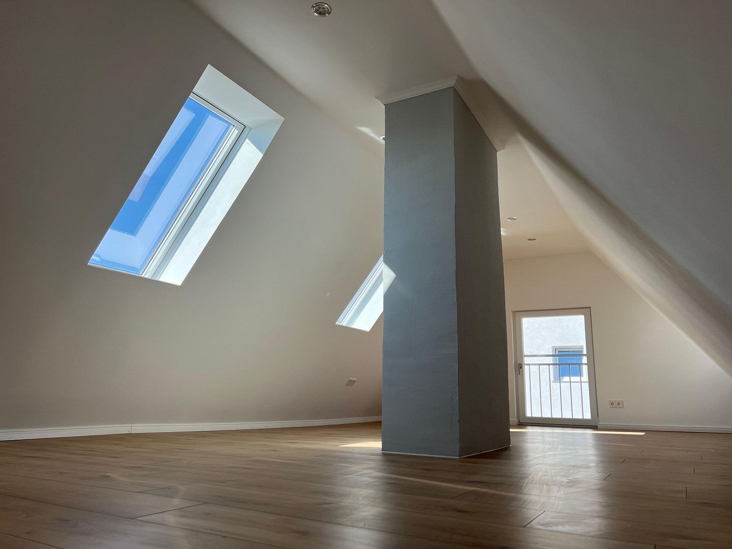Exklusives Smart‑Energy‑Familienhaus mit 25 kW PV‑Anlage, Wallbox und großem Garten – Wolfsburg – Vorschaubild 23