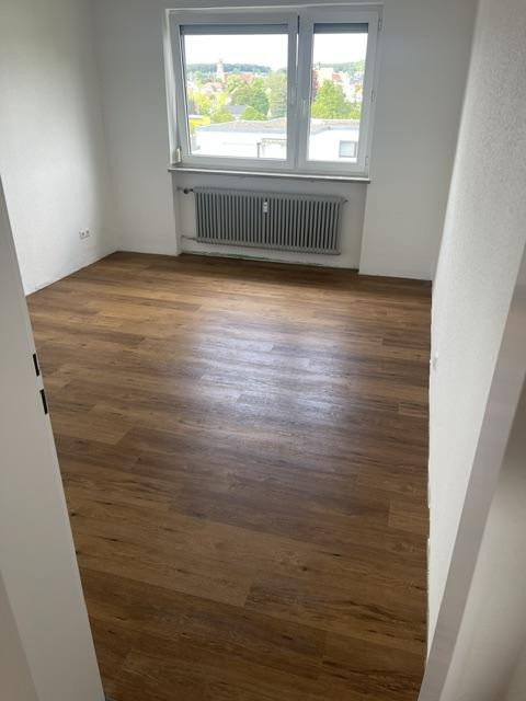 Neu renovierte 4-Zimmerwohnung mit Loggia und traumhaftem Ausblick über Amberg – Amberg – Vorschaubild 10