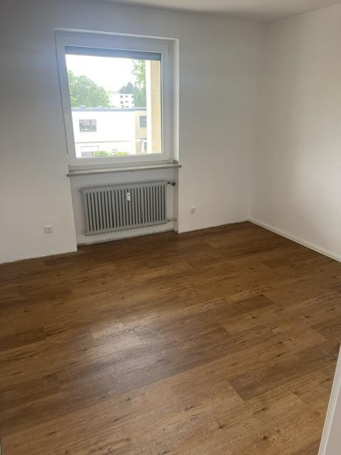 Neu renovierte 4-Zimmerwohnung mit Loggia und traumhaftem Ausblick über Amberg – Amberg – Vorschaubild 11