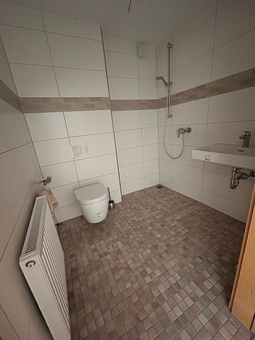 Großzügige bezugsfertige DHH - wertig modernisiert - in 89312 Günzburg-Reisensburg – Günzburg(Reisensburg) – Vorschaubild 24