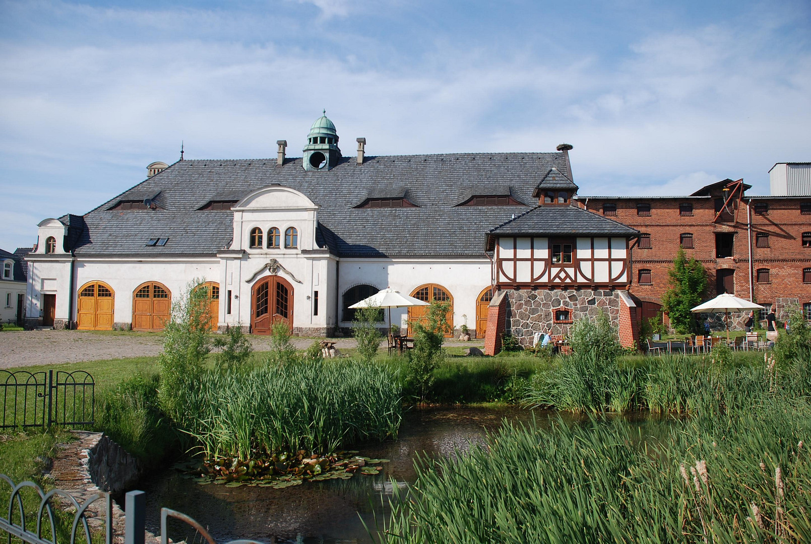 ETW's, LOFTS, Ateliers, App. zw. Rostock & Müritz (Wohnen in histor. Ambiente / im Eigentum)! – Parkstr. 3, 17194 Klocksin(Blücherhof) – Vorschaubild 5
