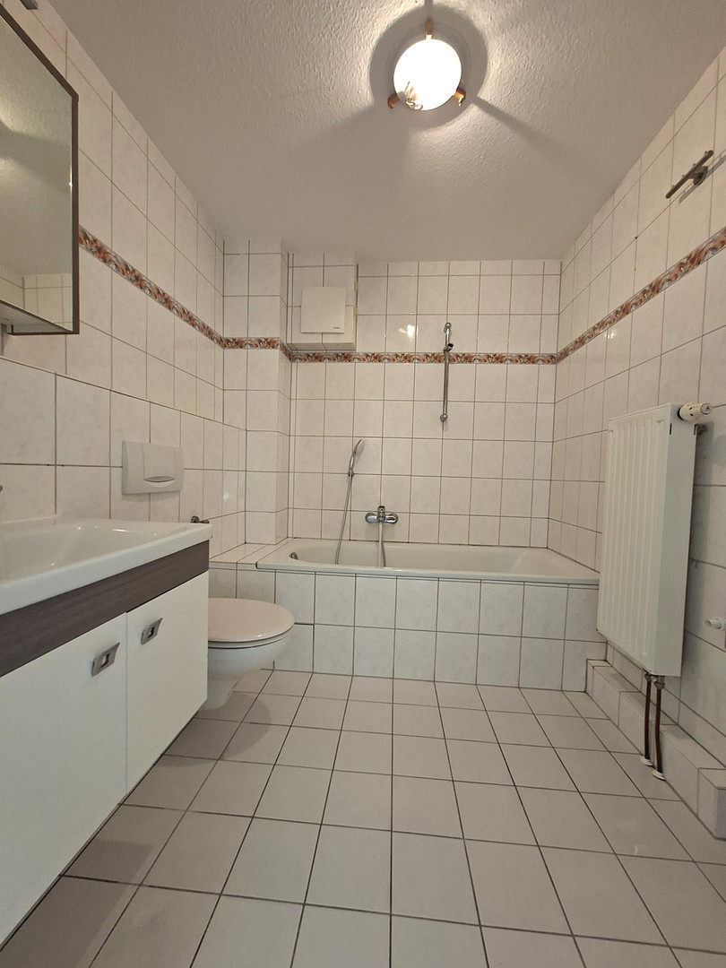 Helle, gemütliche 3 ZKB Wohnung mit 2 Balkonen, Tiefgaragenstellplatz und Aufzug – 67067 Ludwigshafen am Rhein(Maudach) – Vorschaubild 8