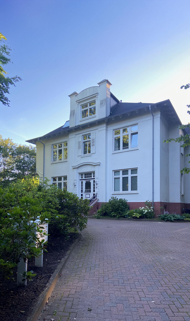 135 m² Altbauwohnung mit sonniger Dachterrasse in Aumühle – 21521 Aumühle – Vorschaubild 4