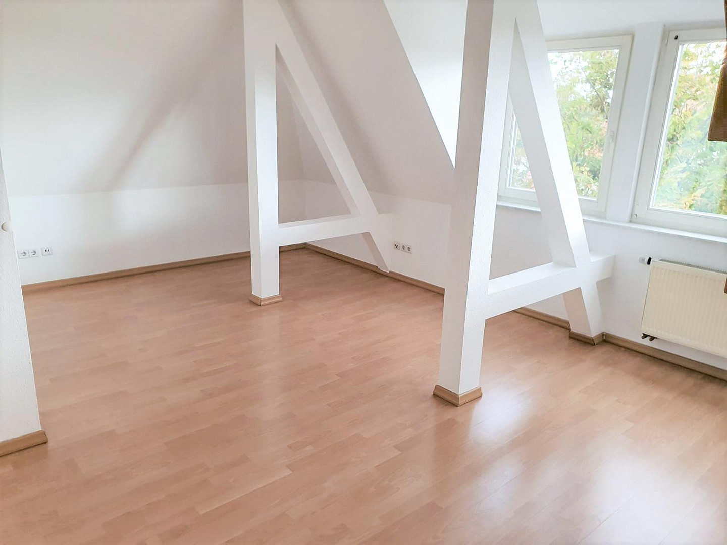 Maisonettewohnung mit EBK in saniertem Altbau in Leipzig-Wiederitzsch – Heinrich-Kaps-Str. 2, 4158 Leipzig(Wiederitzsch) – Vorschaubild 2