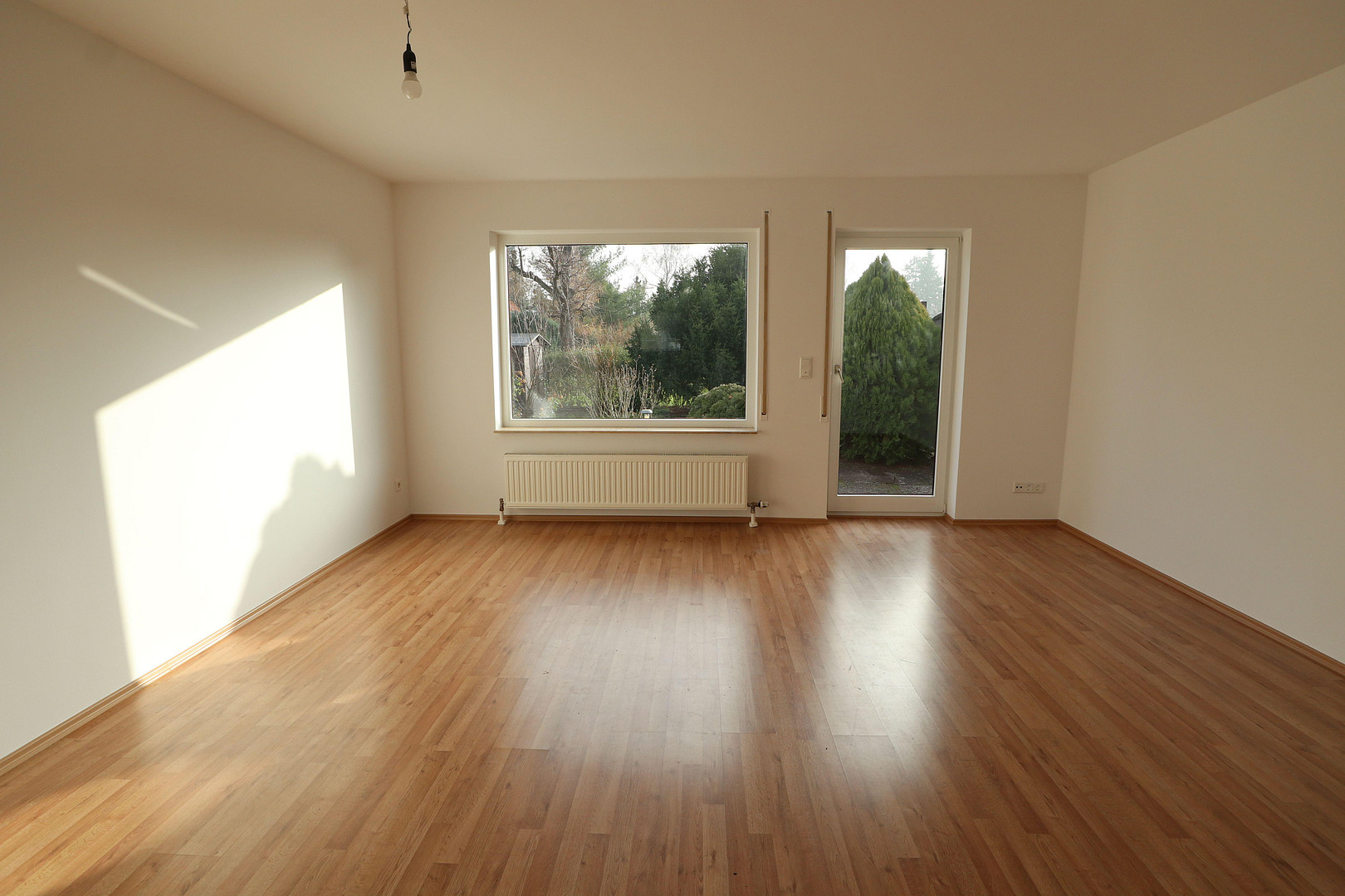 Renovierte Doppelhaushälfte mit Garten in Berlin-Mahlsdorf – Berlin(Mahlsdorf) – Vorschaubild 3