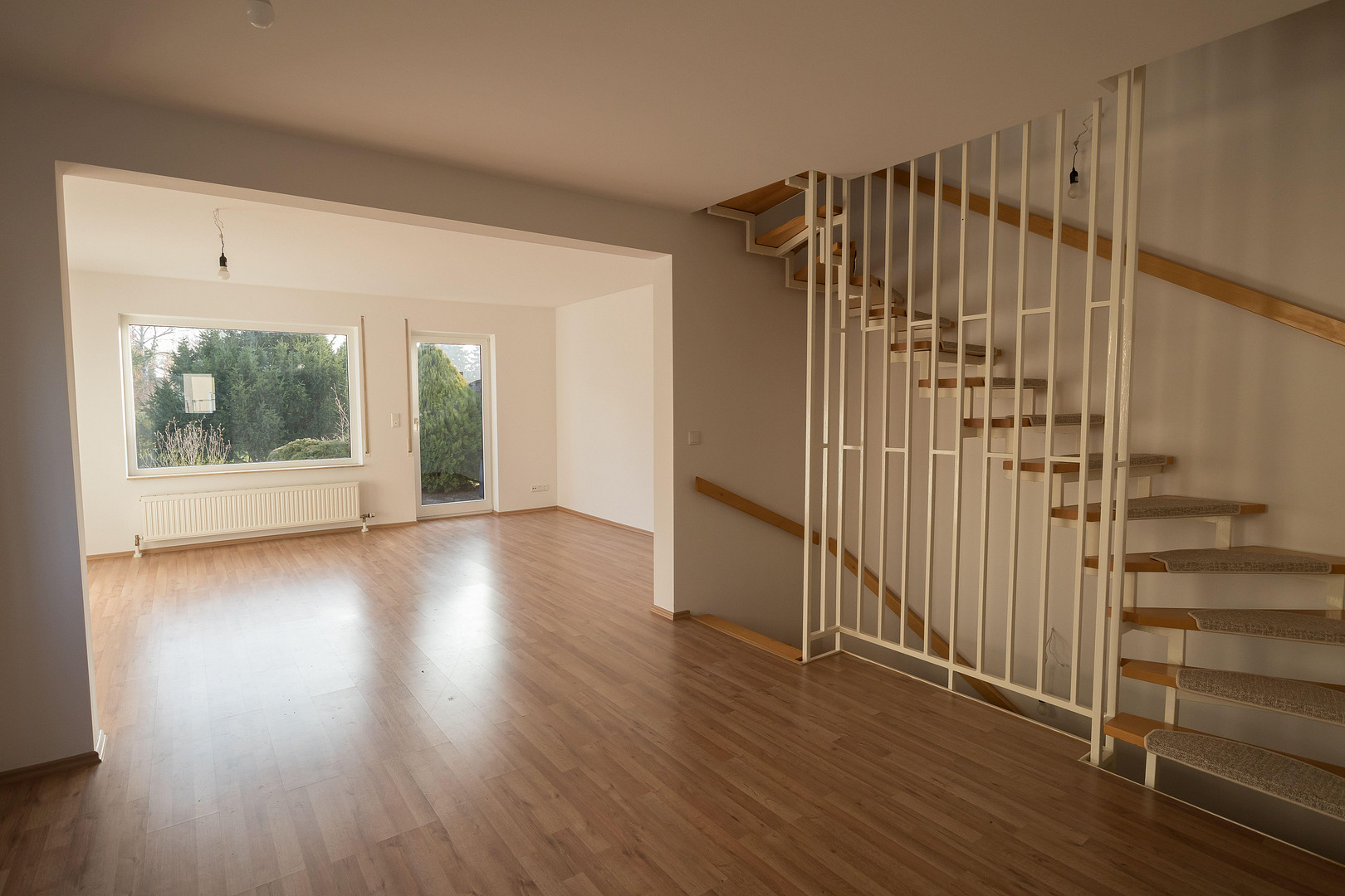 Renovierte Doppelhaushälfte mit Garten in Berlin-Mahlsdorf – Berlin(Mahlsdorf) – Vorschaubild 2