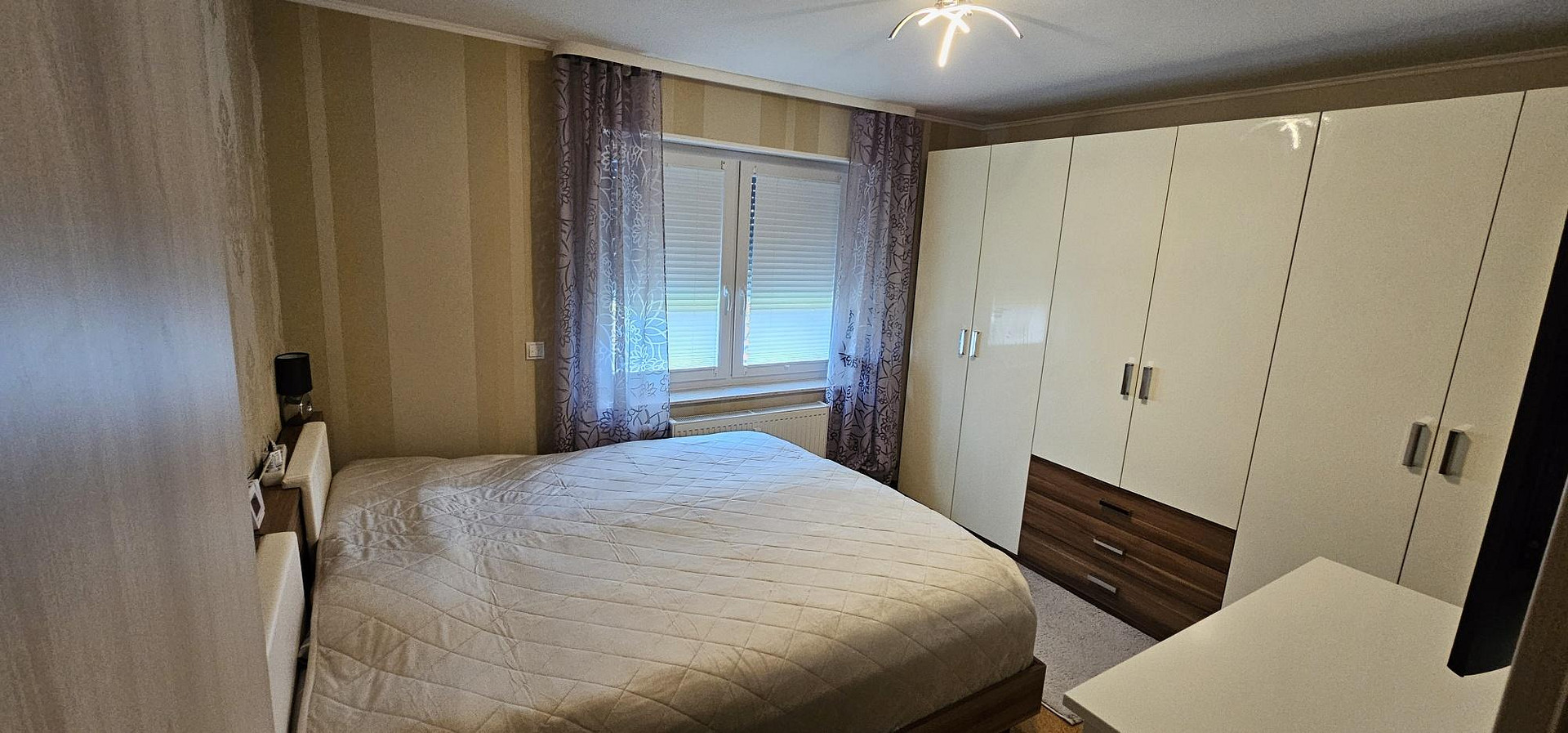 5-Zimmer-EG Wohnung mit Garten, Outdoor-Küche, Doppel Garage & Stellplatz – Wohnen wie im Haus – Osnabrück(Pye) – Vorschaubild 11