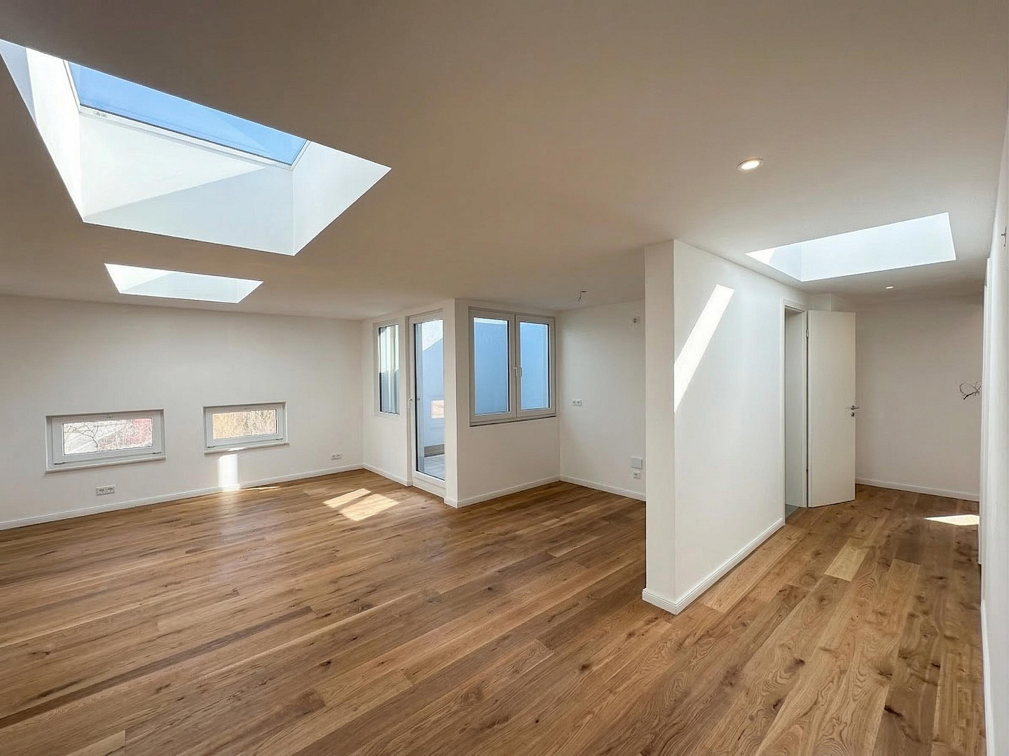 Dachgeschosswohnung mit Loggia – Zeppelinstraße 52, 14471 Potsdam(Potsdam West) – Vorschaubild 4