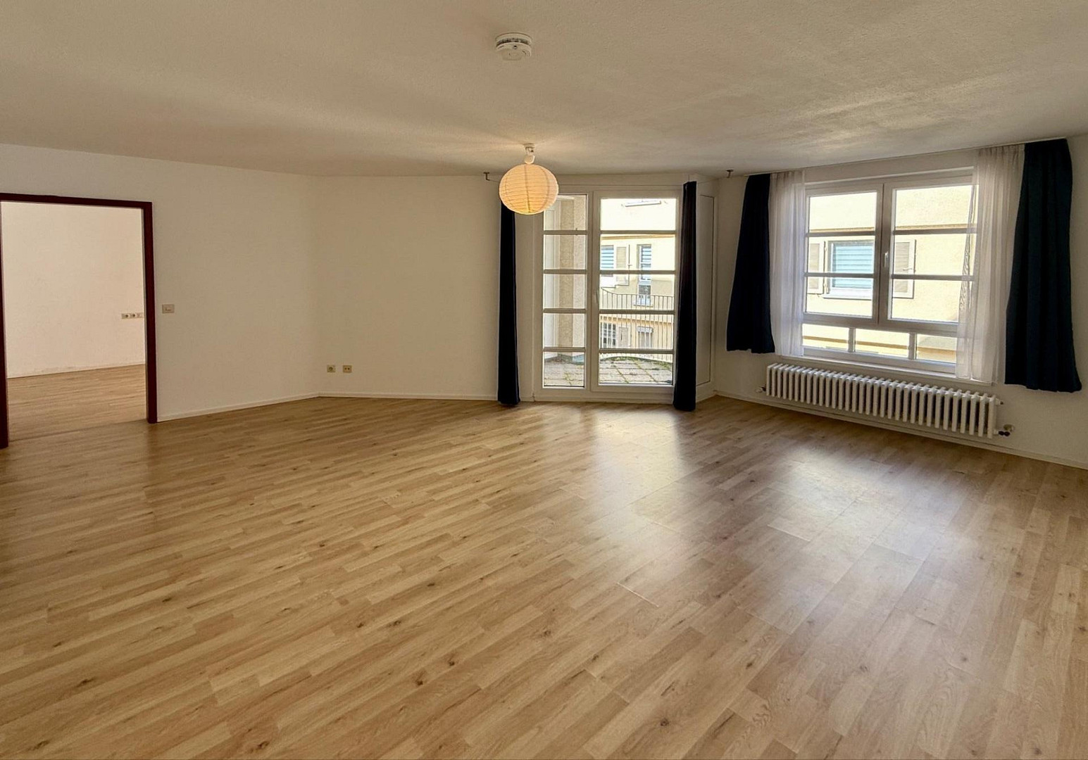 PROVISIONSFREI: Sanierte 2-Zi-Wohnung in Reutlinger Altstadt– hell, ruhig und charmant geschnitten – Untere Gerberstraße 7, 72764 Reutlingen – Vorschaubild 2