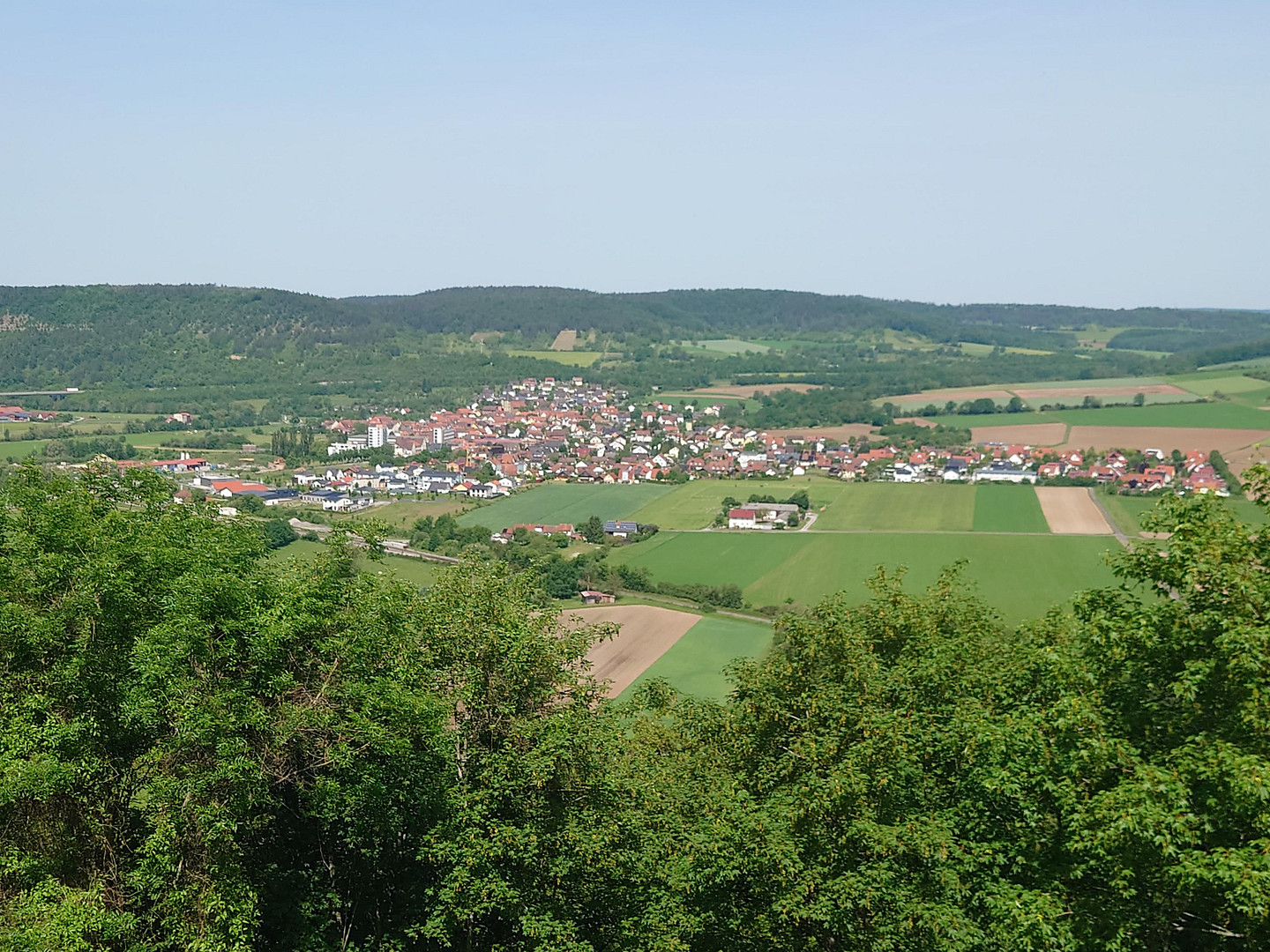 Zukunftsorientiertes KfW40Plus-Einfamilienhaus mit PV-Anlage – Elfershausen – Vorschaubild 44