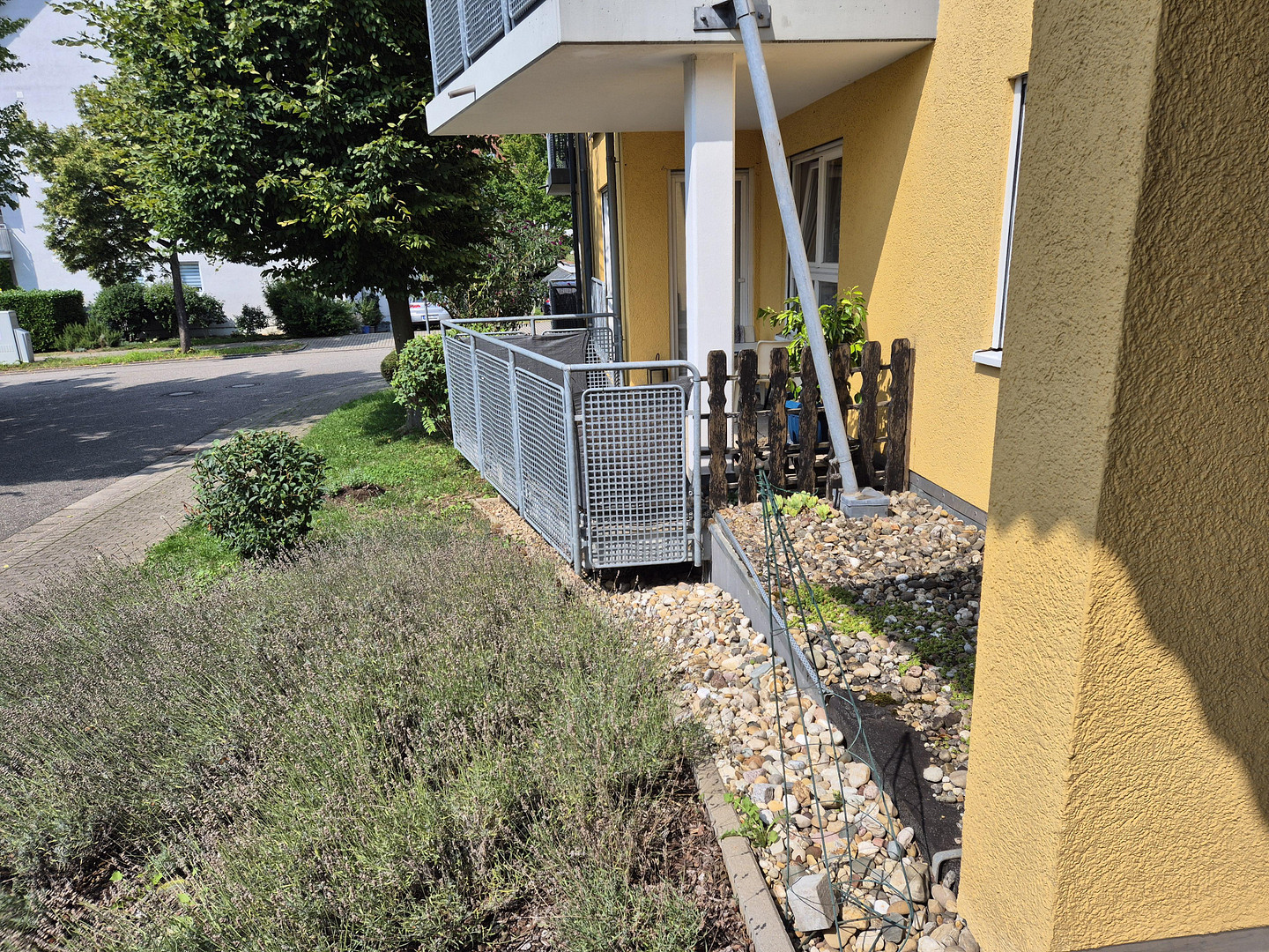 Property thumbnail 3